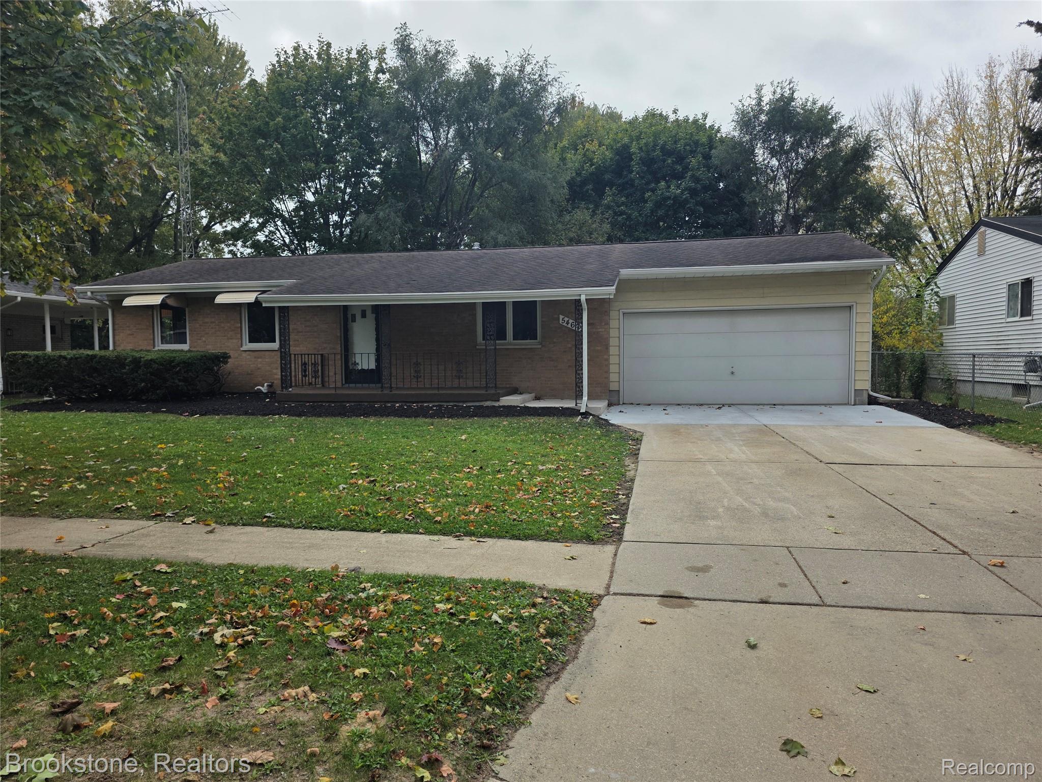 5467 Litchfield Dr — photo