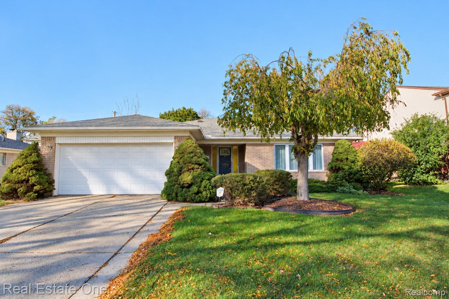 29530 Sharon Ln — photo