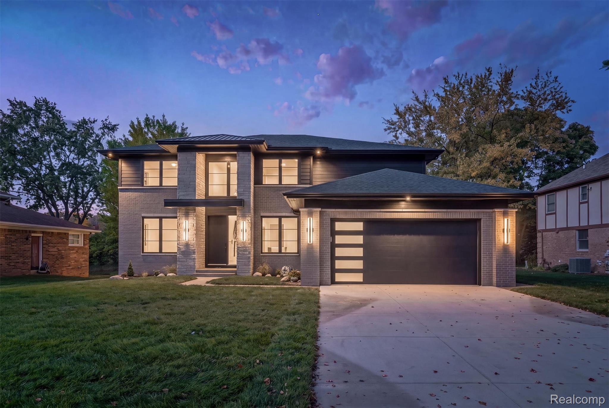1545 Tiverton Trail Dr — photo