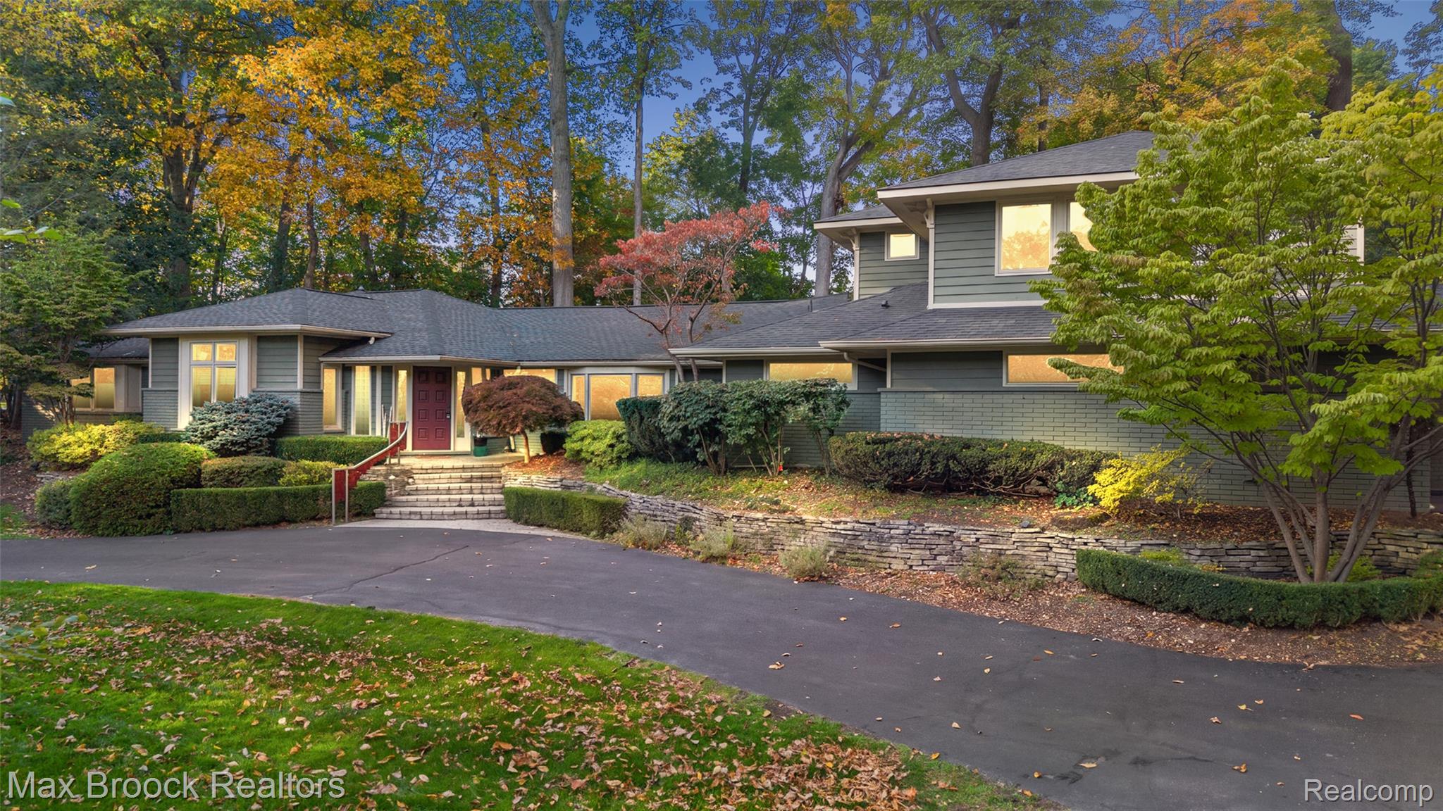 6130 Idlewyle Rd — photo