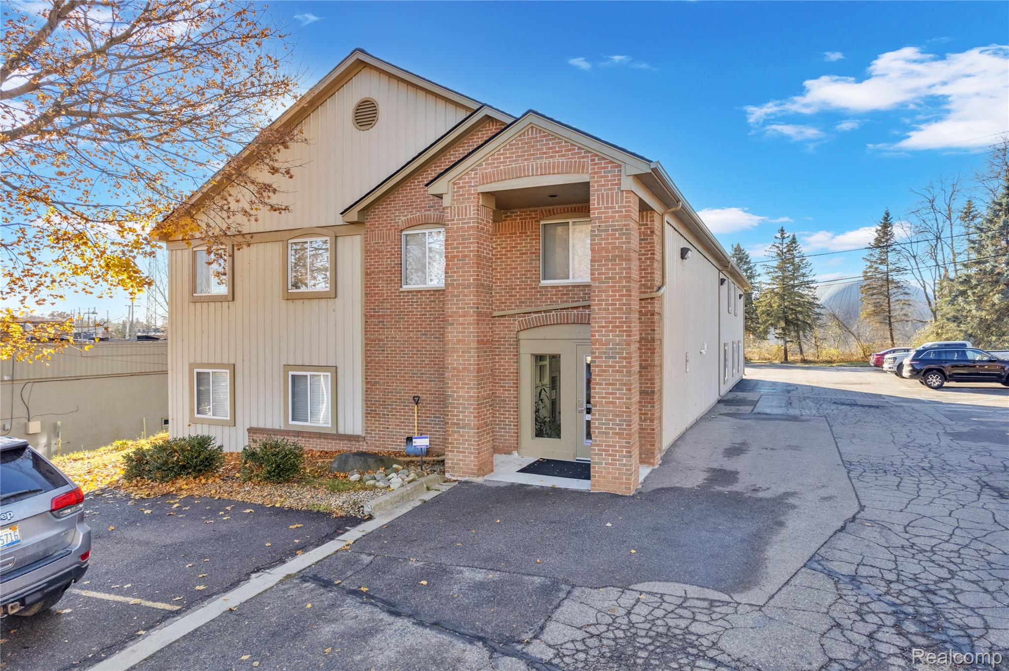 189 Clarkston Rd #B106 — photo