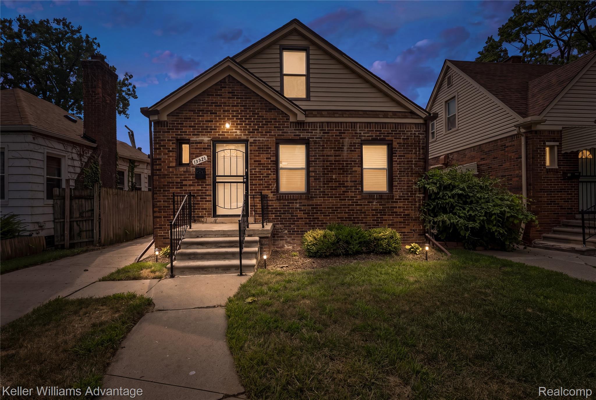 14421 NW Grandville Ave — photo