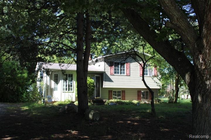 5841 Gracelawn St — photo