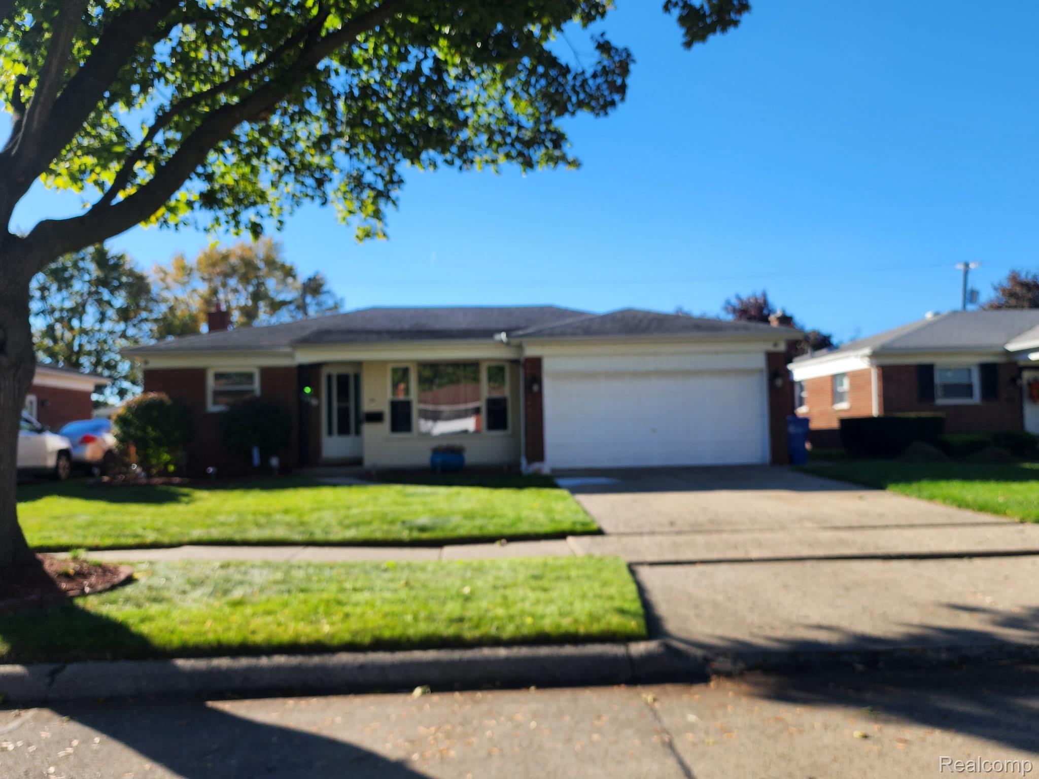 27741 Roan Dr — photo