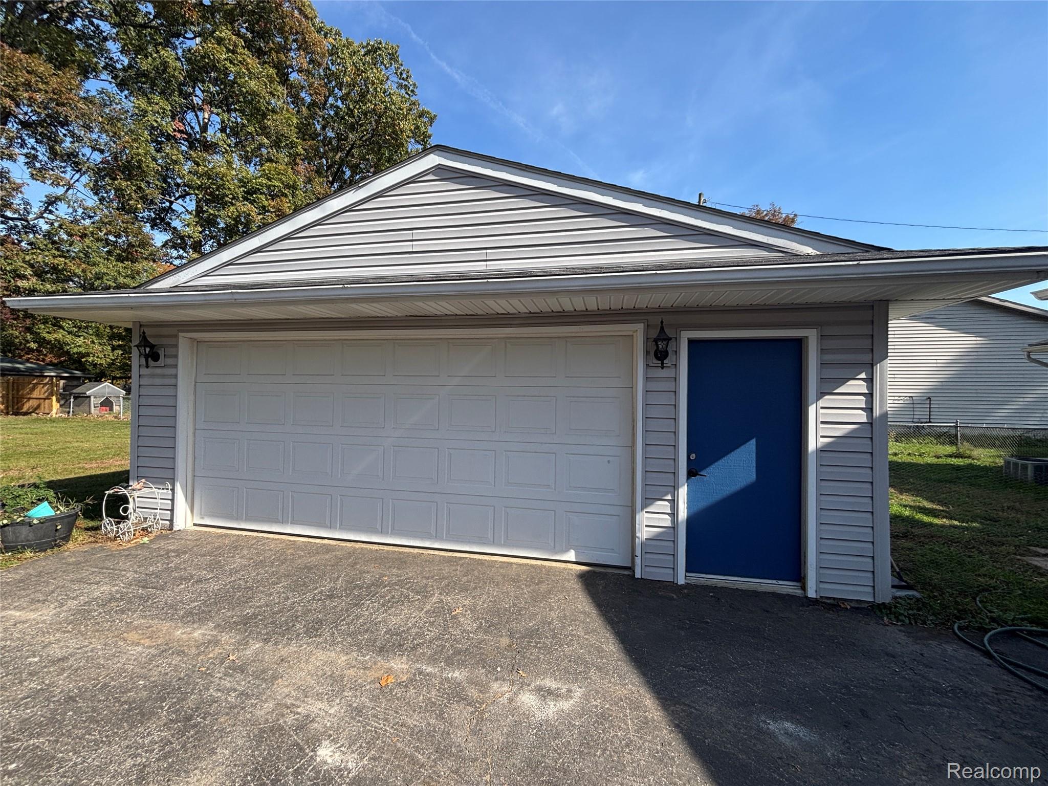 1102 Feltis Drive, Temperance, MI 48182 — photo 3