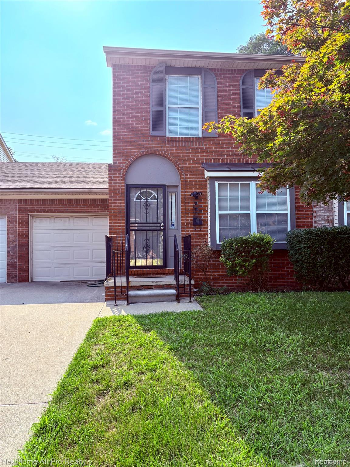 15407 Meyers Rd — photo
