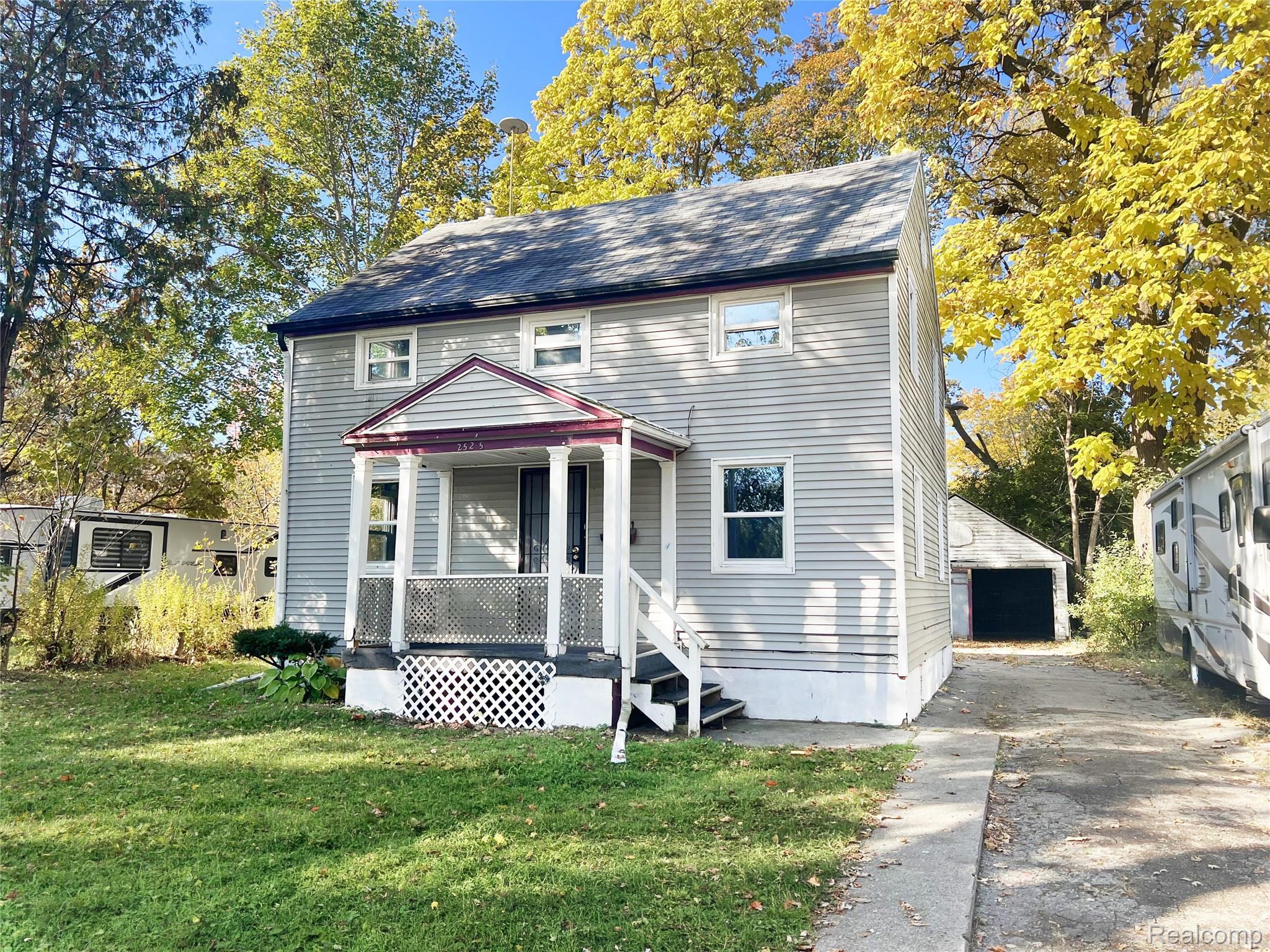 2525 Mount Elliott Ave — photo