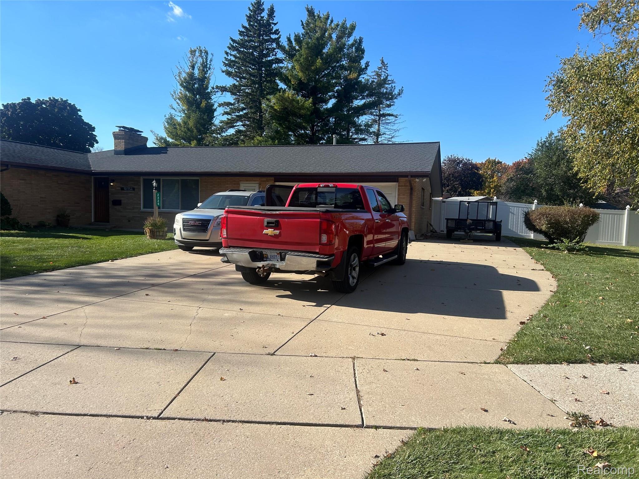2325 Kipling Dr — photo