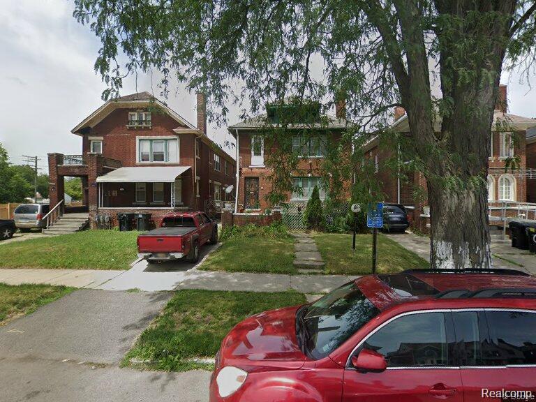 3030 Calvert St — photo