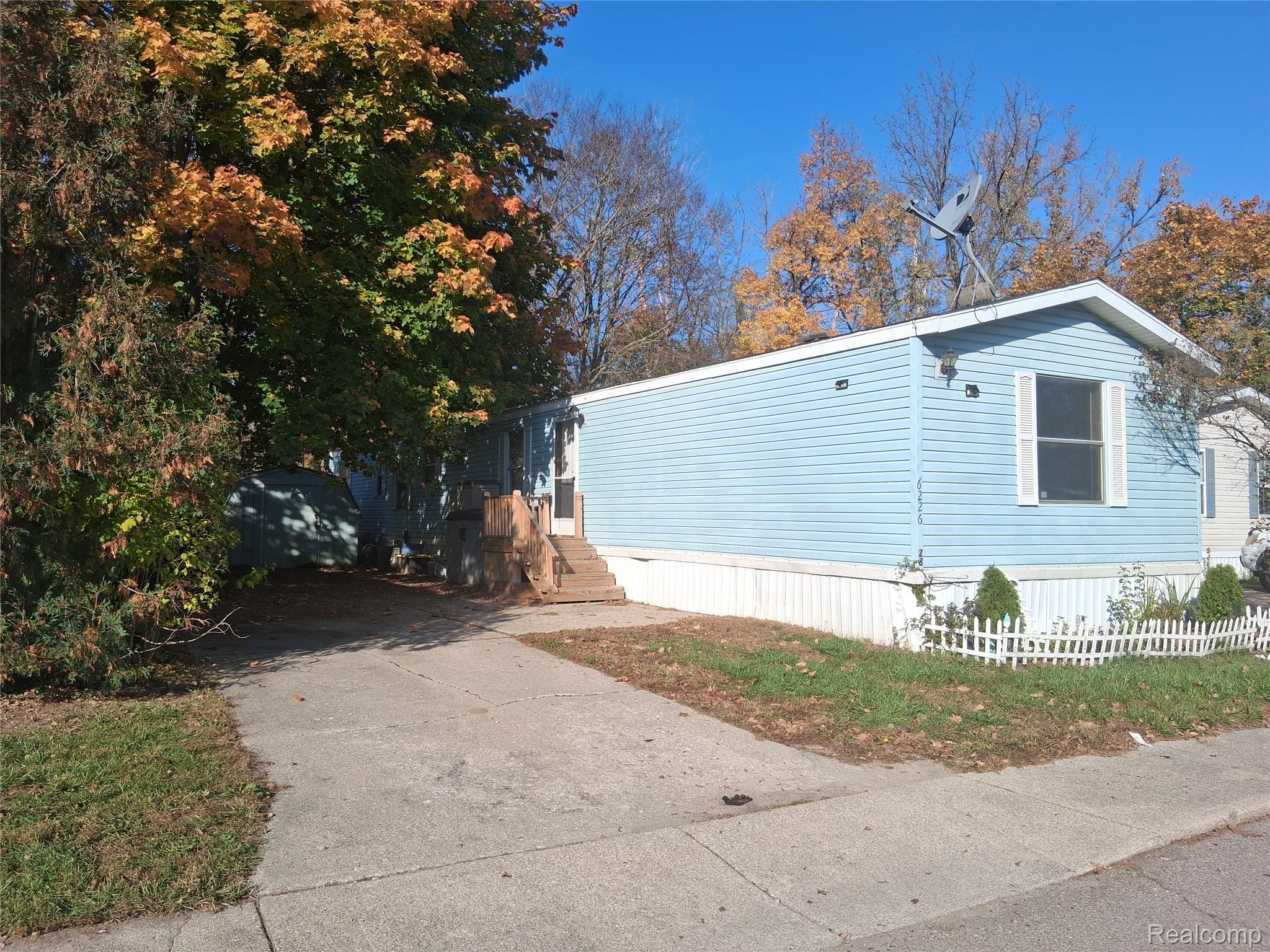 6226 Rick Street — photo