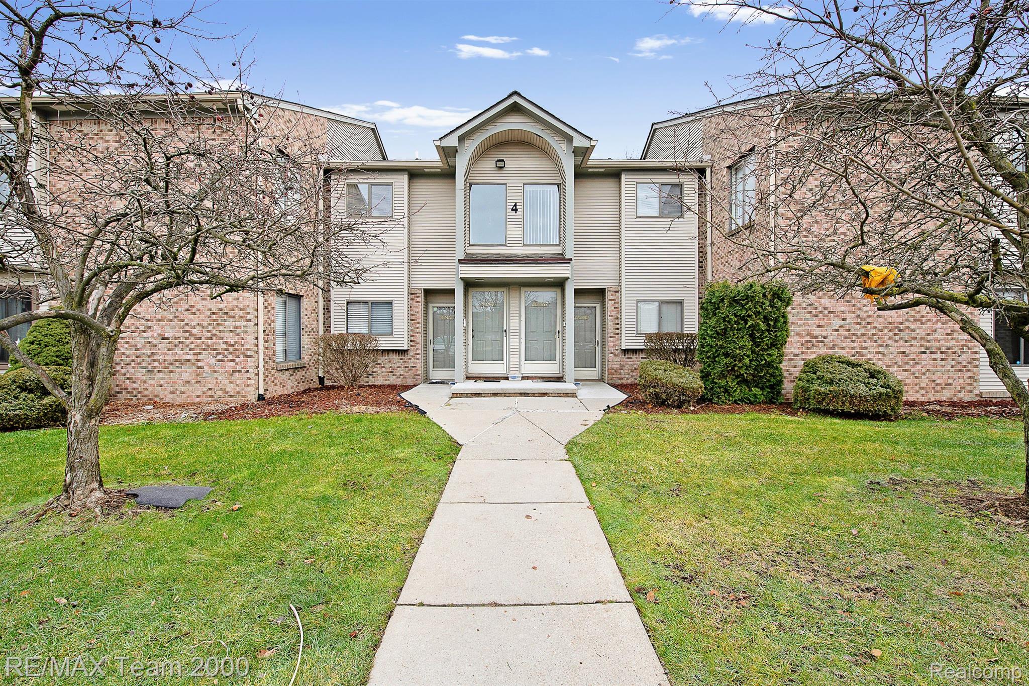 42461 Lilley Pointe Dr — photo