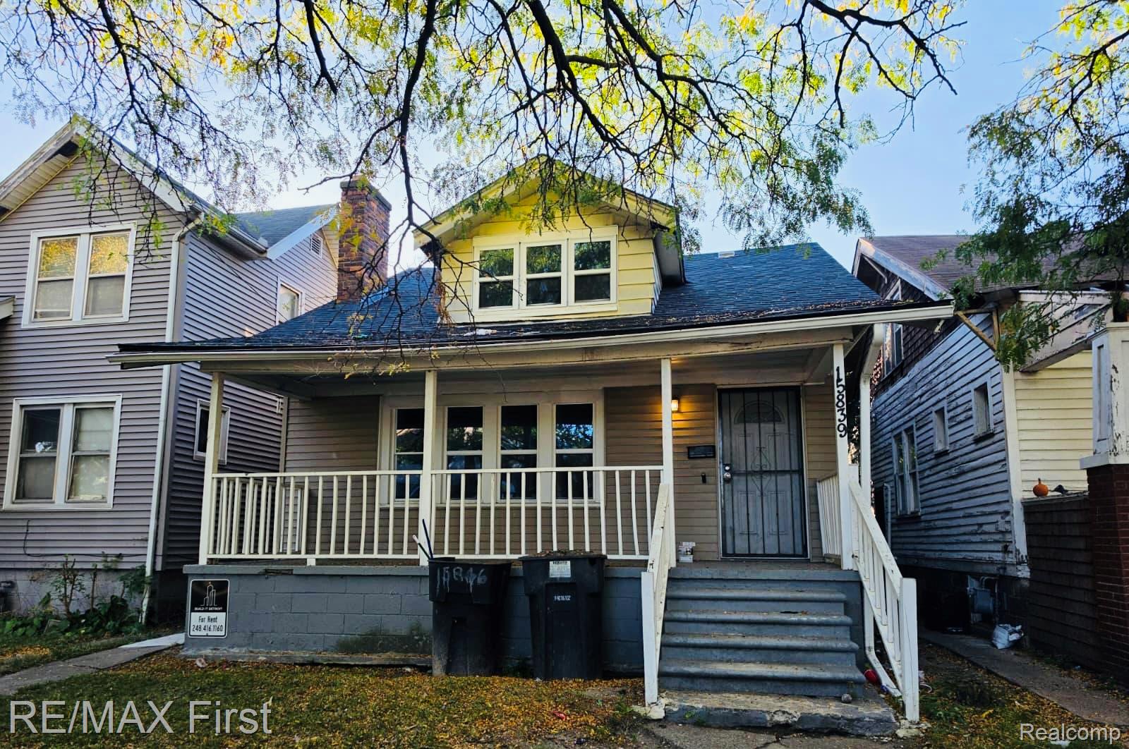 15839 La Salle Blvd — photo