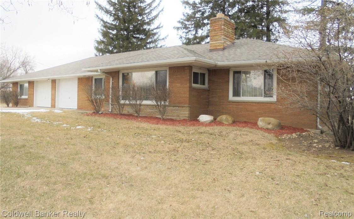 21200 Armada Ridge Road, Armada, MI 48005