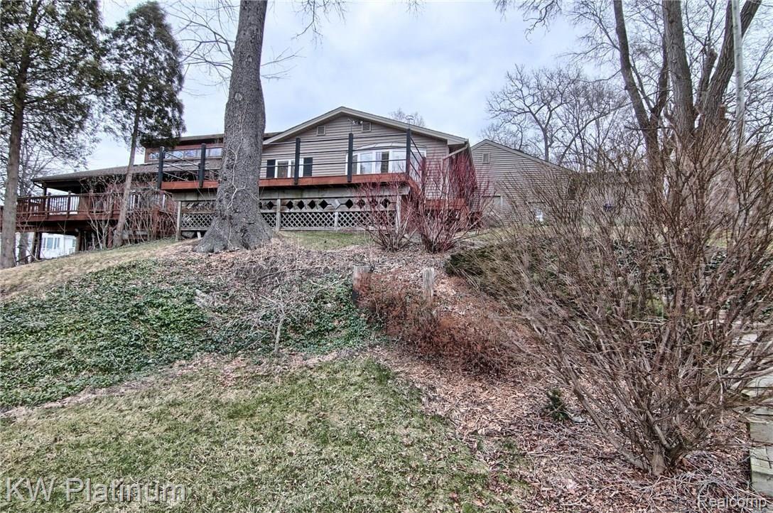 3407 Riverside Drive, Port Huron, MI 48060