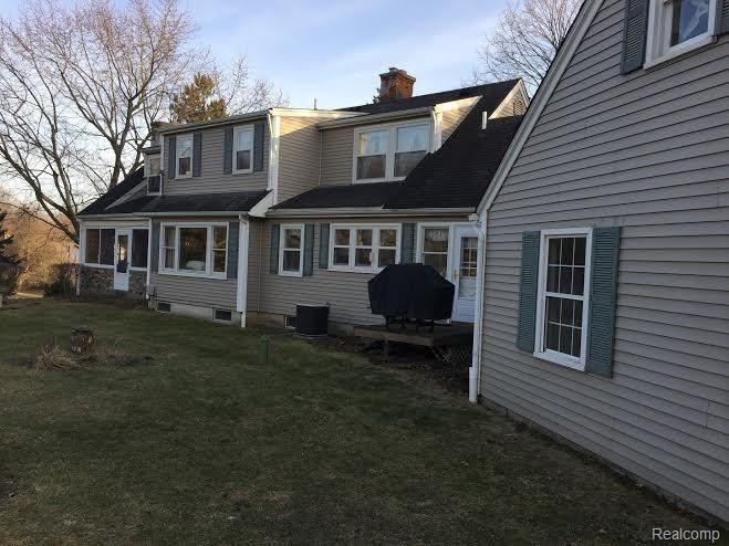 415 Mack Road, Leonard, MI 48367 — photo 3