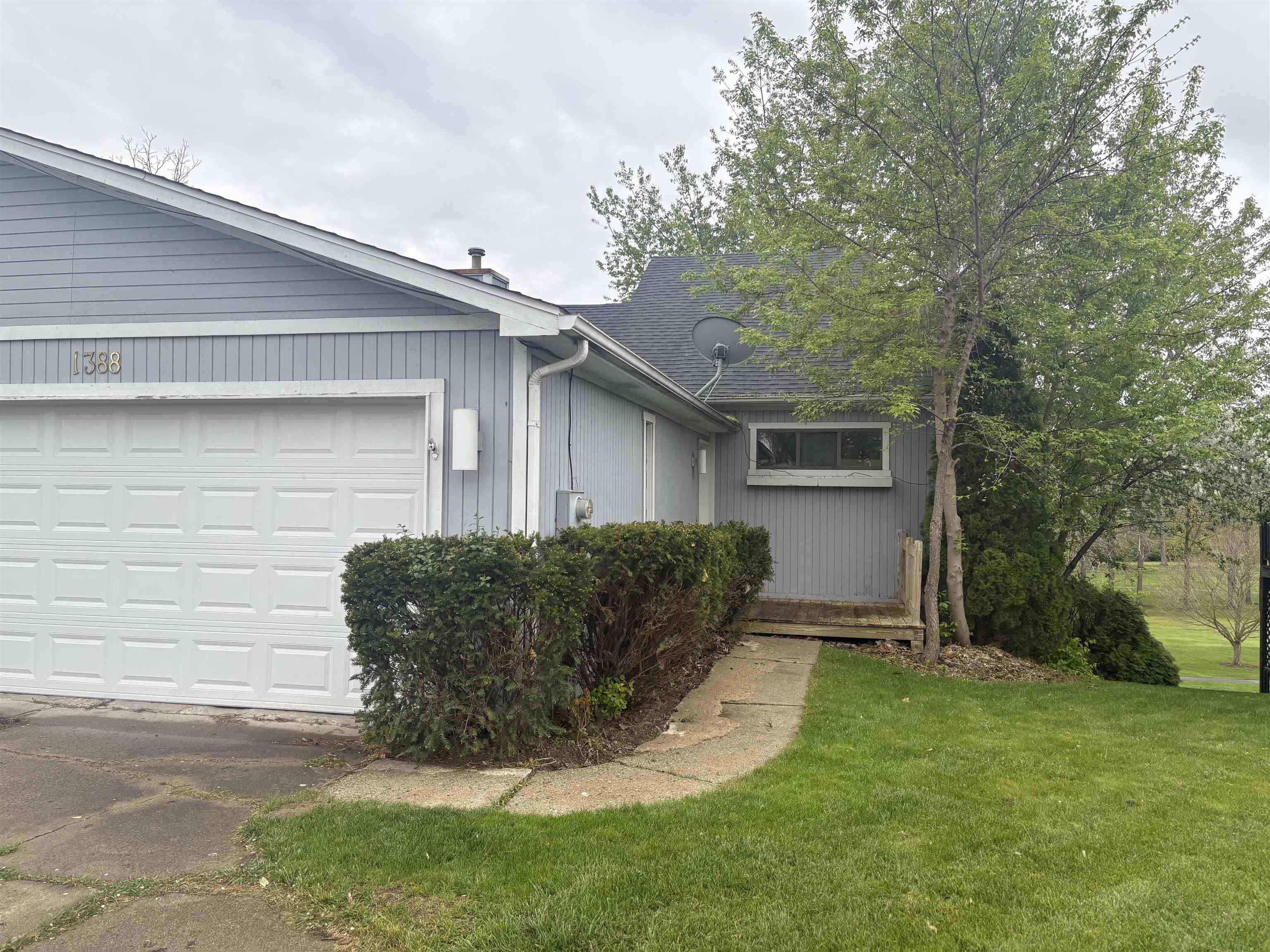 1388 Flushing Road, Flushing, MI 48433 — photo 2