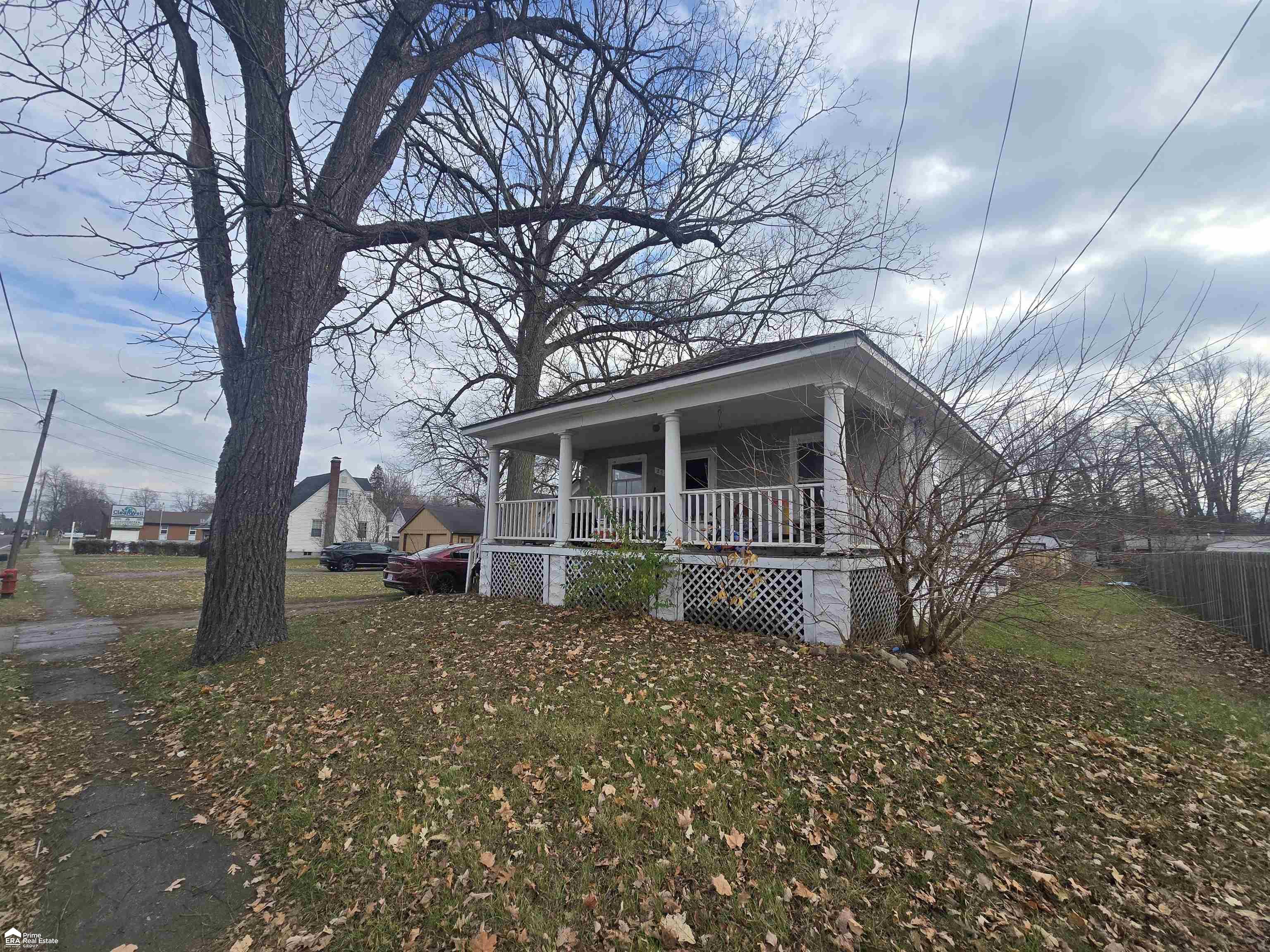 258 E State Rd — photo
