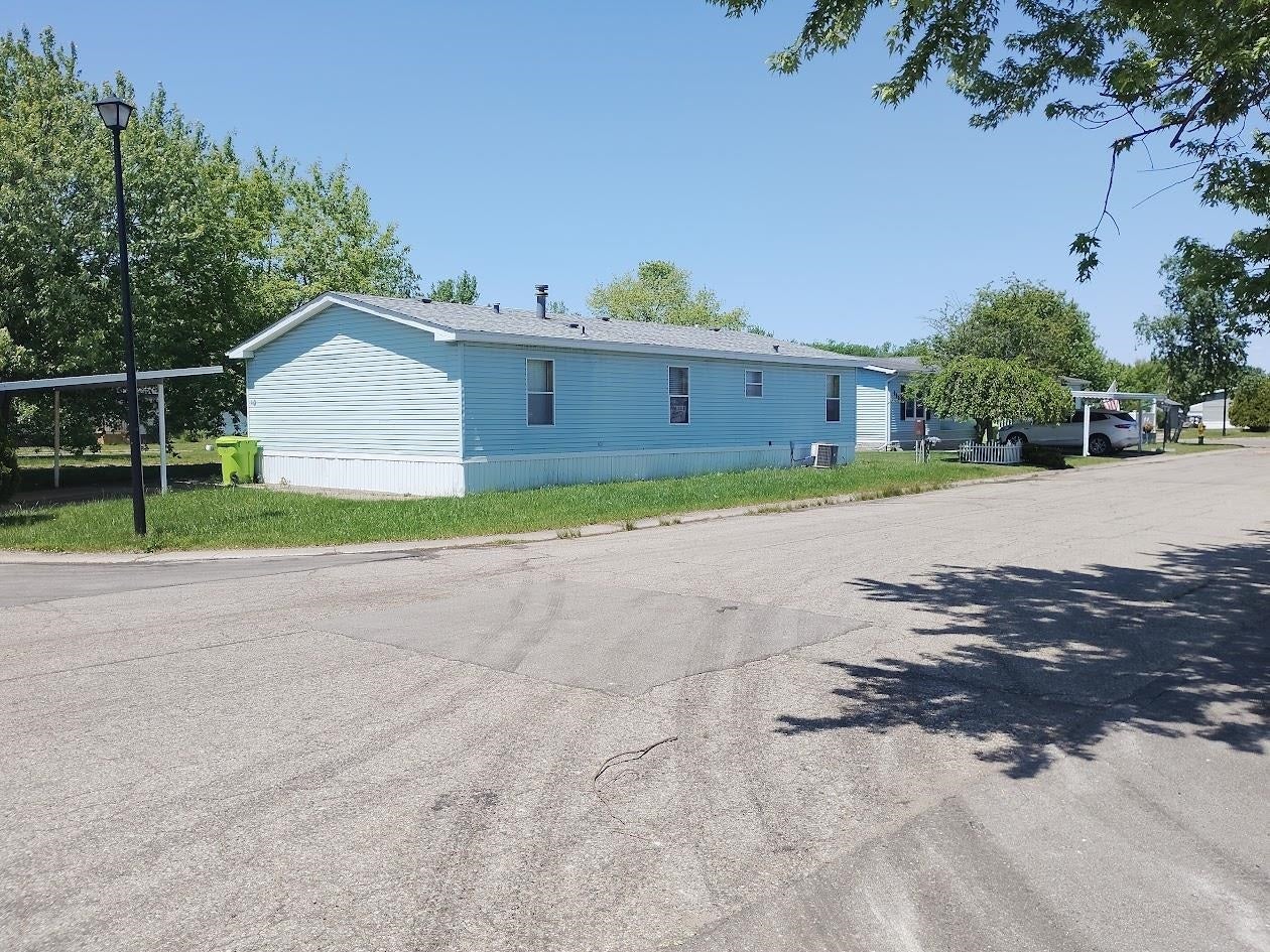 112 Rebellion Drive — photo