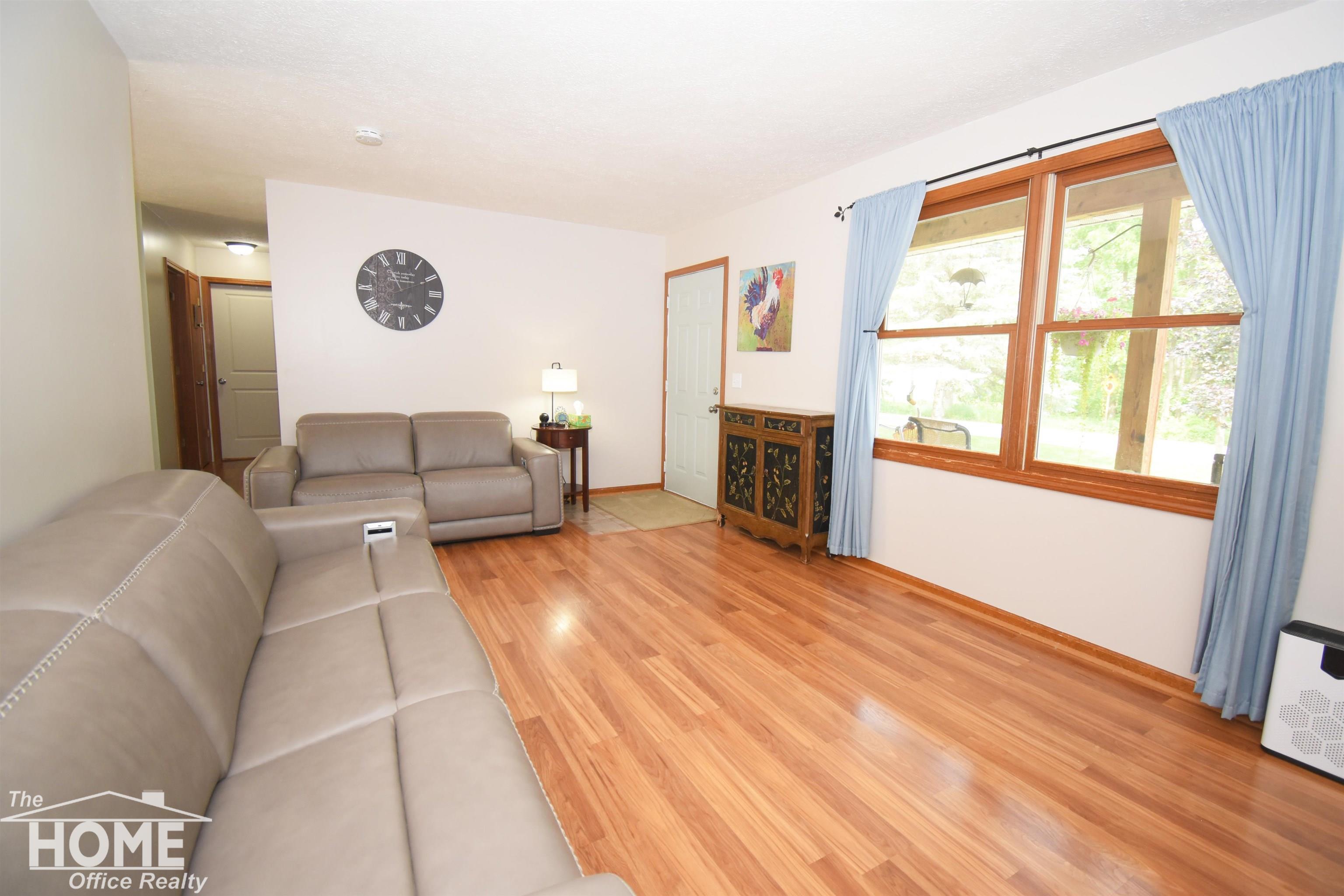 13092 Beardslee Road, Perry, MI 48872 — photo 3