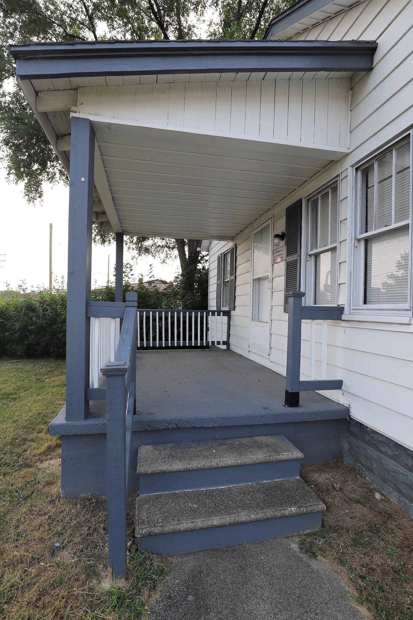 3702 Davison Road, Flint, MI 48506 — photo 2