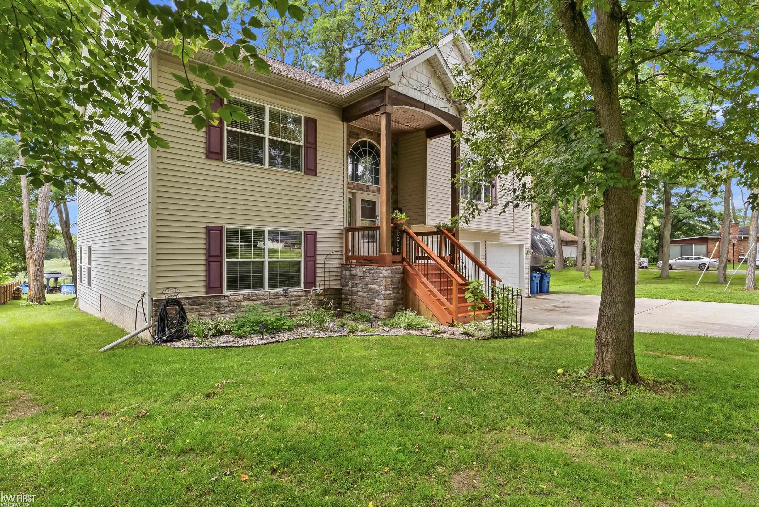 1539 W Rolston Road, Linden, MI 48451 — photo 2
