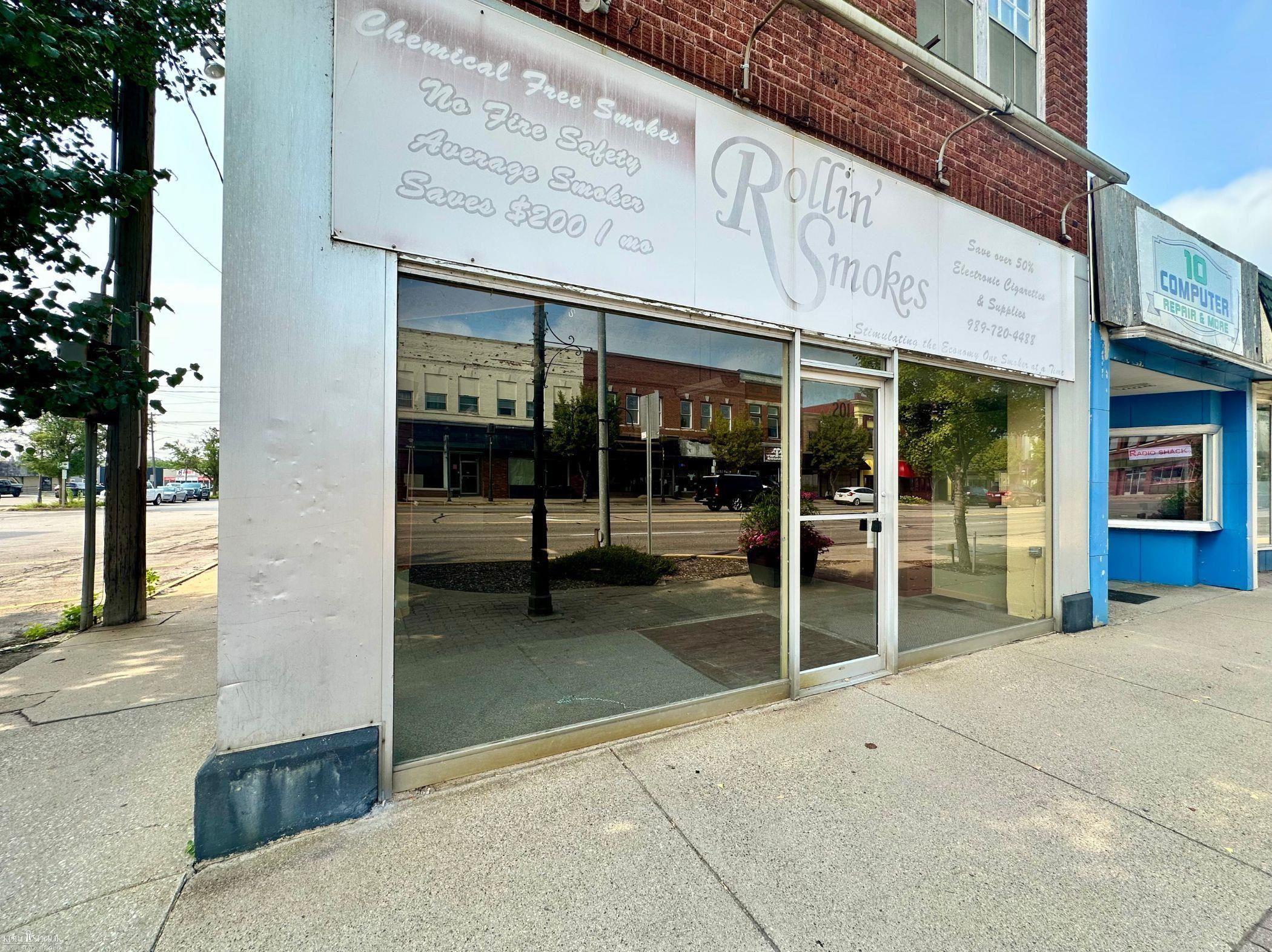 201 W Main Street — photo