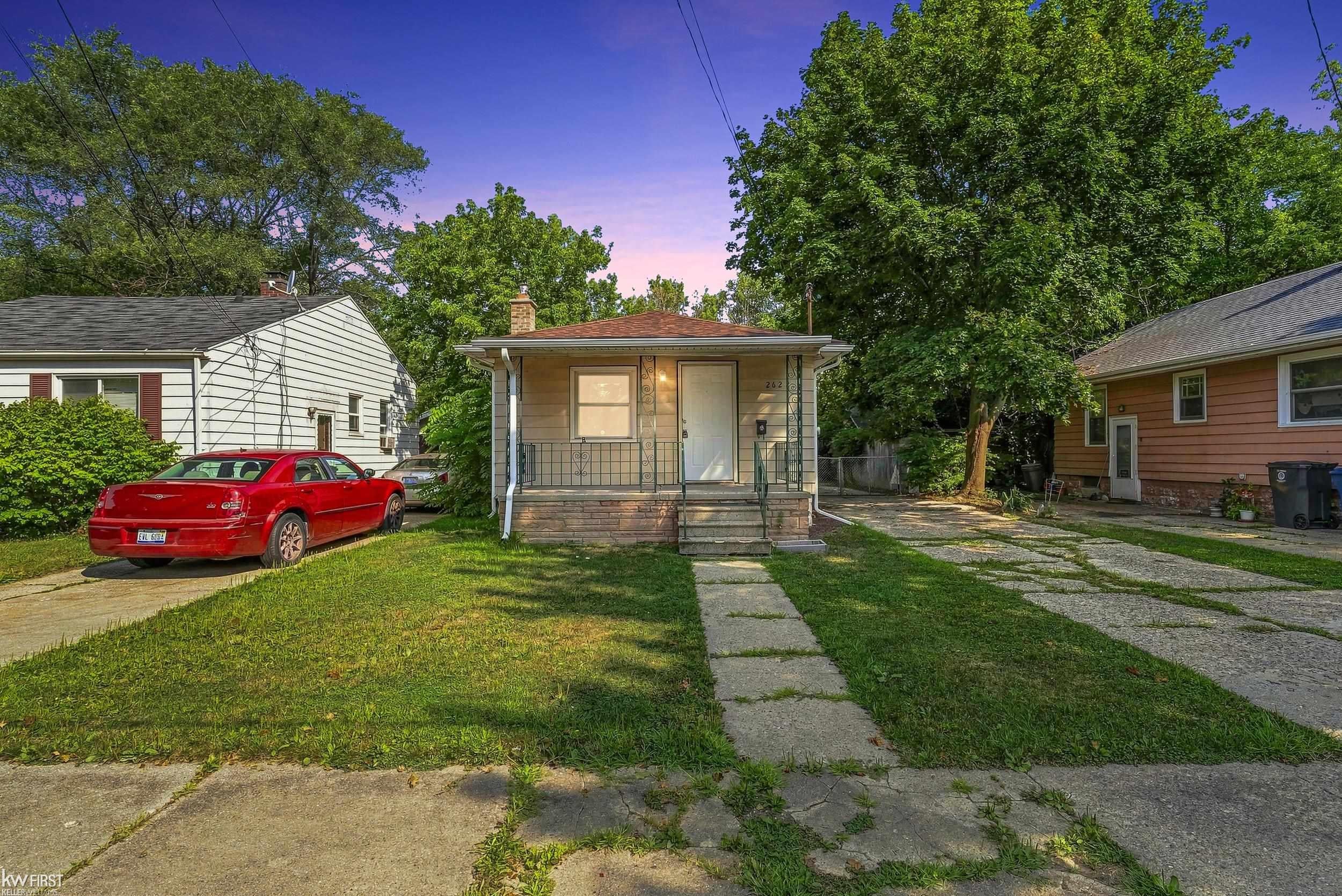 2622 Swayze Street — photo