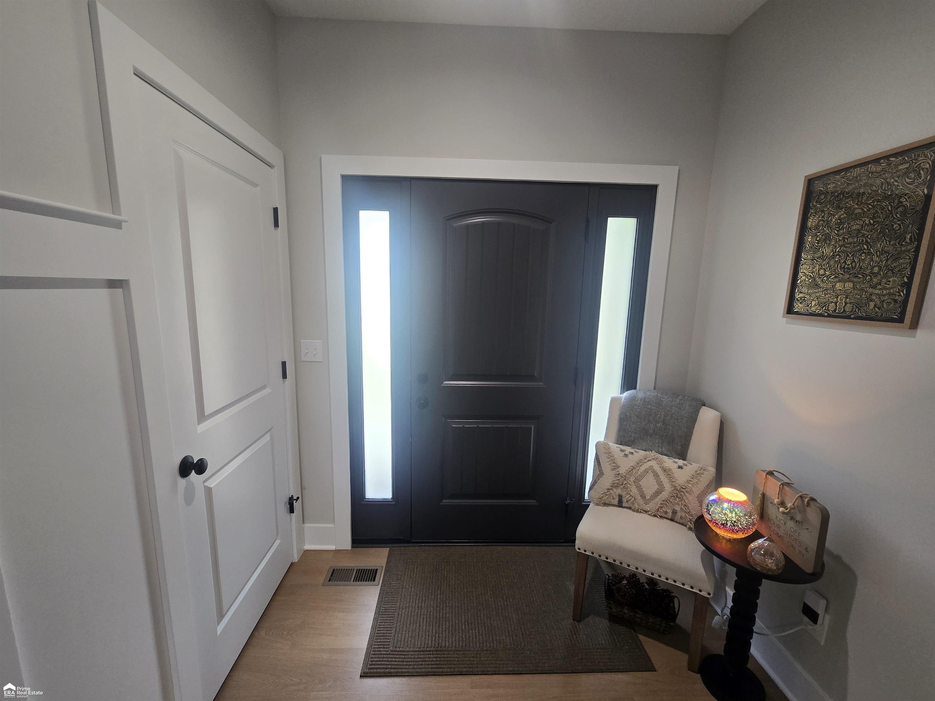 615 Pineview Drive, Belding, MI 48809 — photo 2