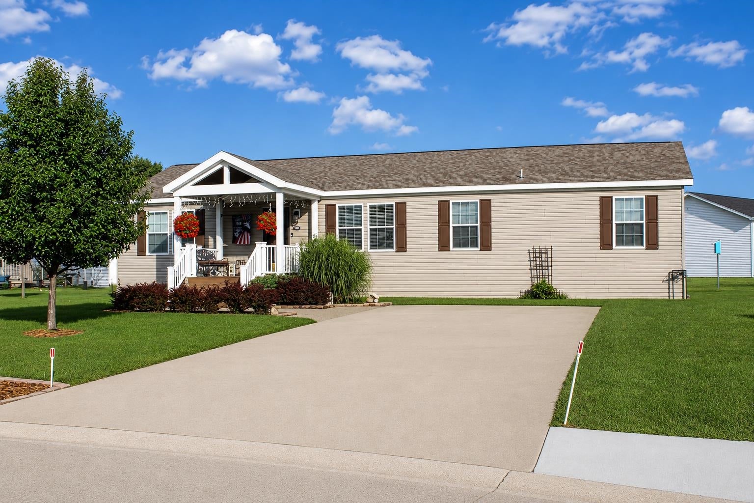 5191 Sheffield Drive — photo