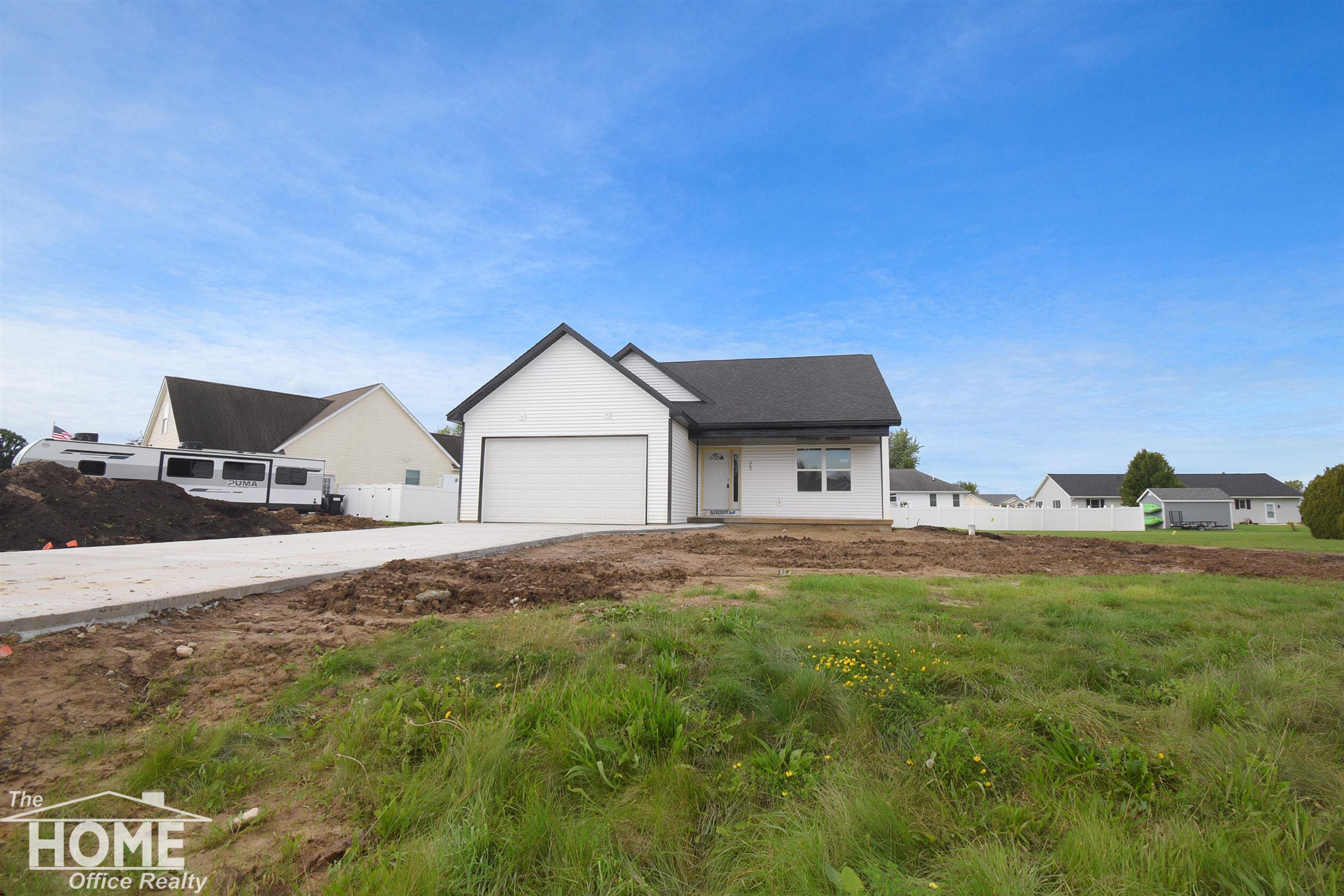 565 Elizabeth Dr — photo