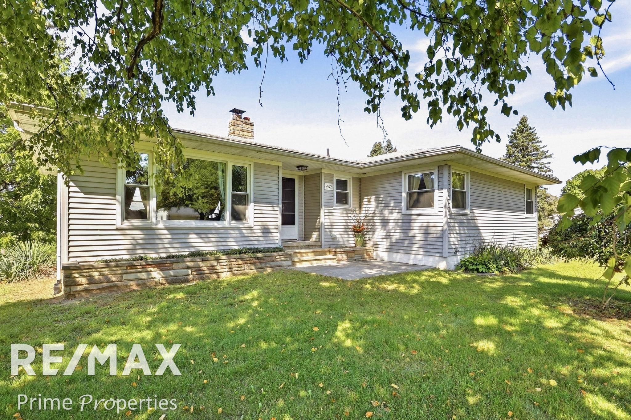 4878 Cottrell Road — photo