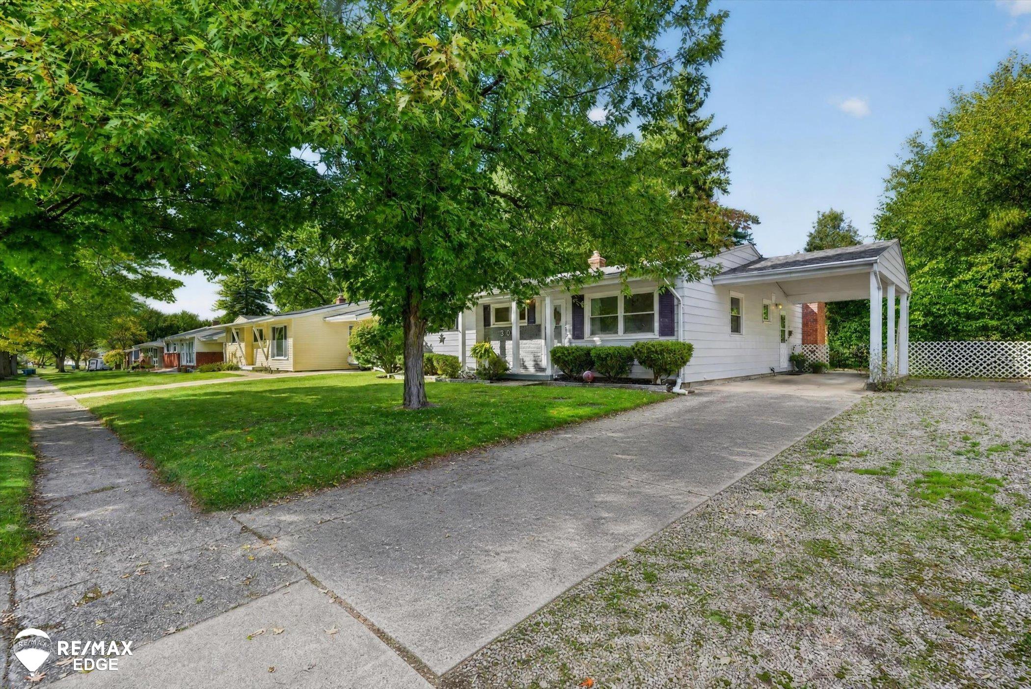 307 Sequoia Drive, Davison, MI 48423 — photo 2