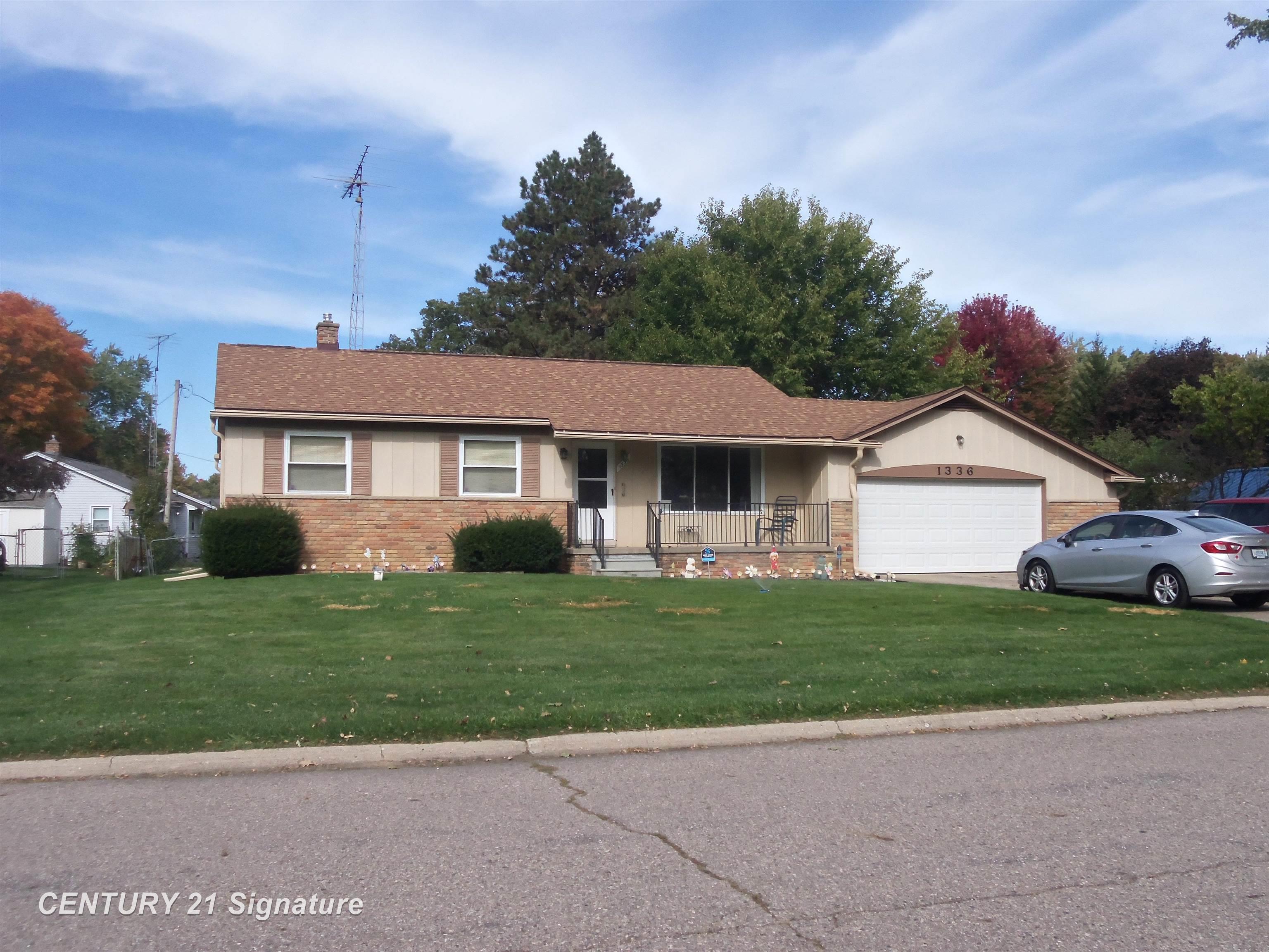 1336 Peachwood Dr — photo