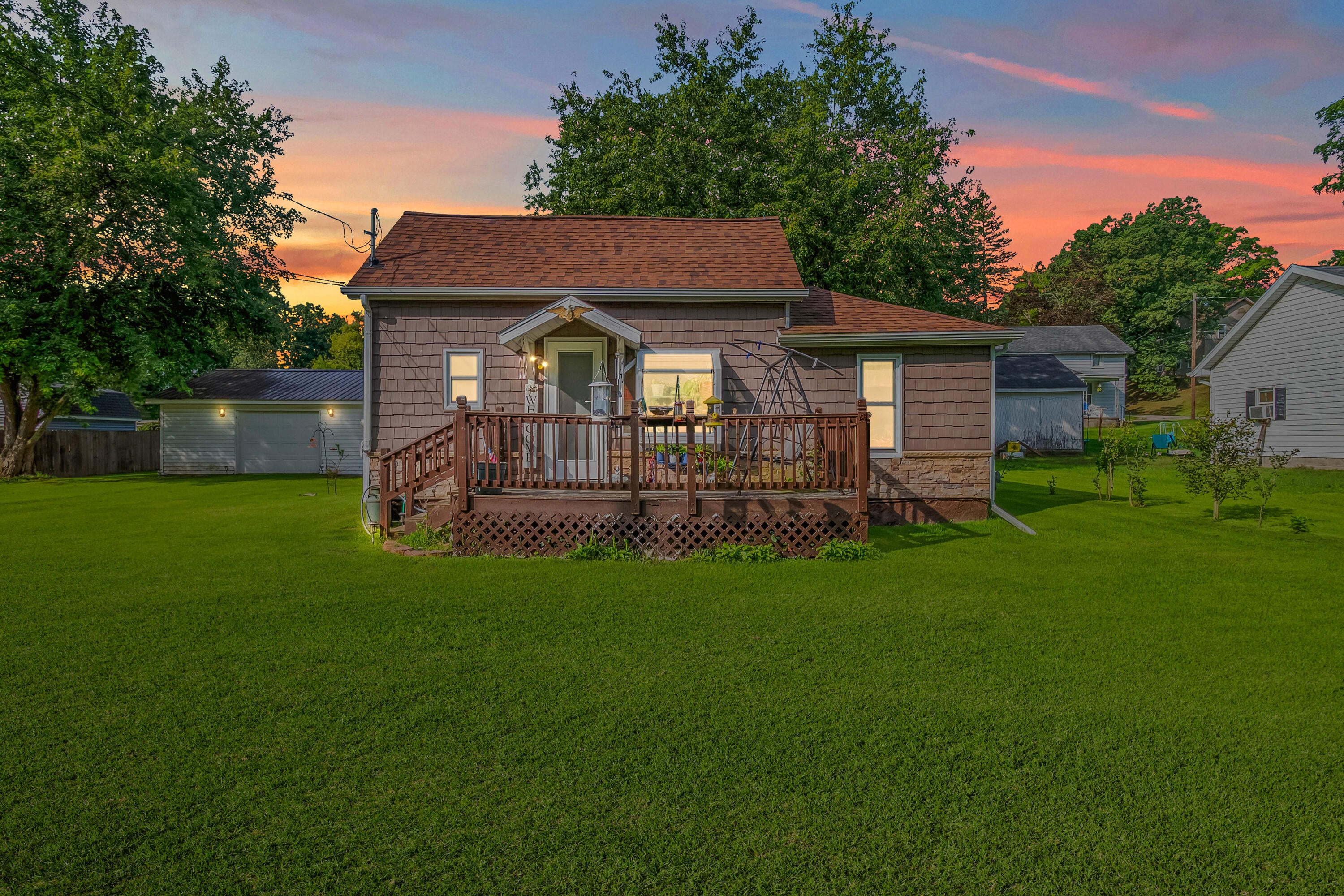 206 Bowman Street — photo