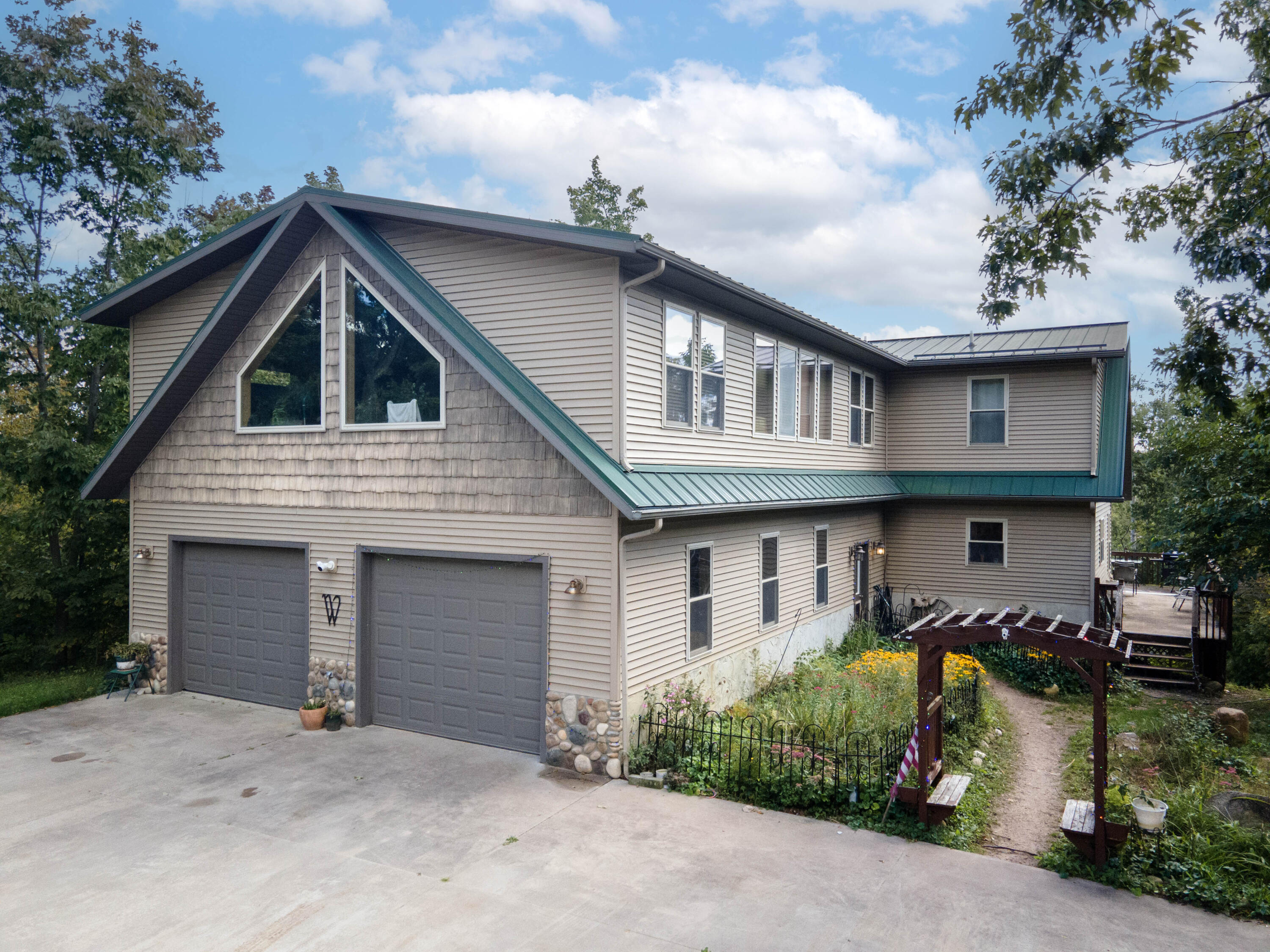 5917 Gamble Road — photo