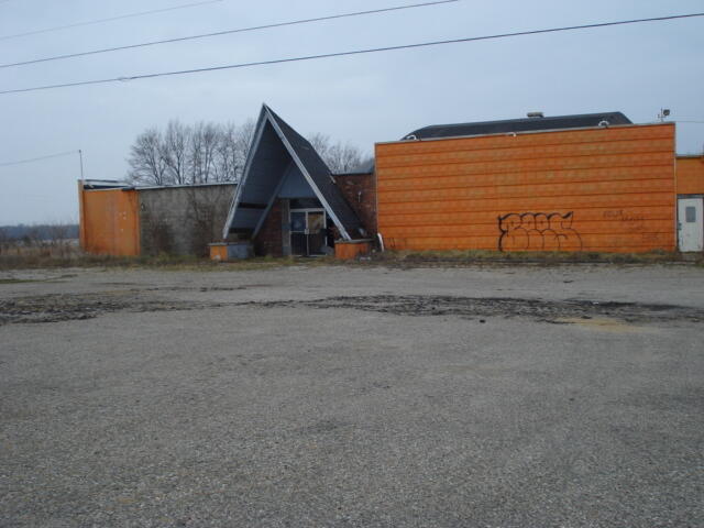 6055 N M 99 N — photo