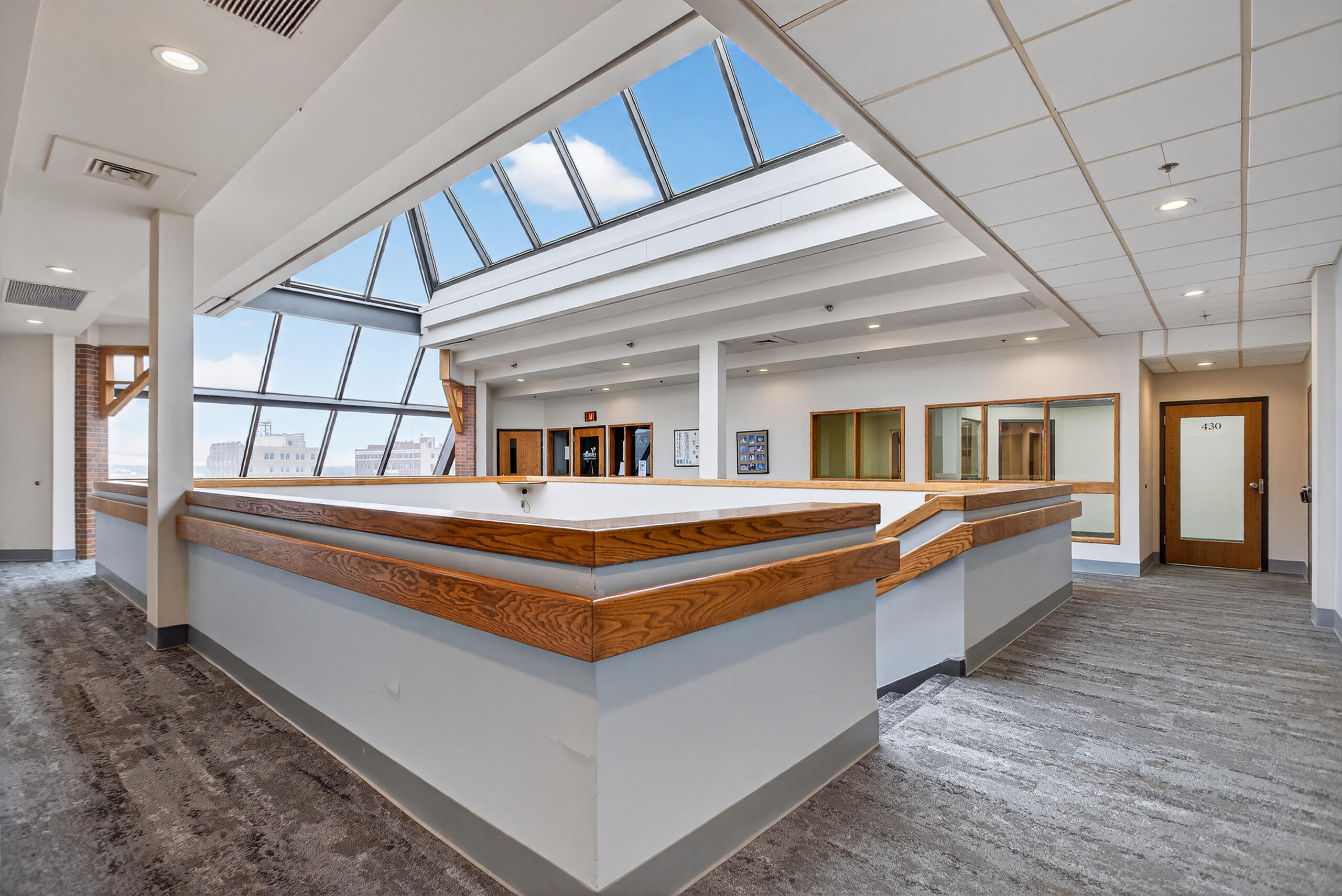 300 W Washington Avenue Unit: #430 — photo