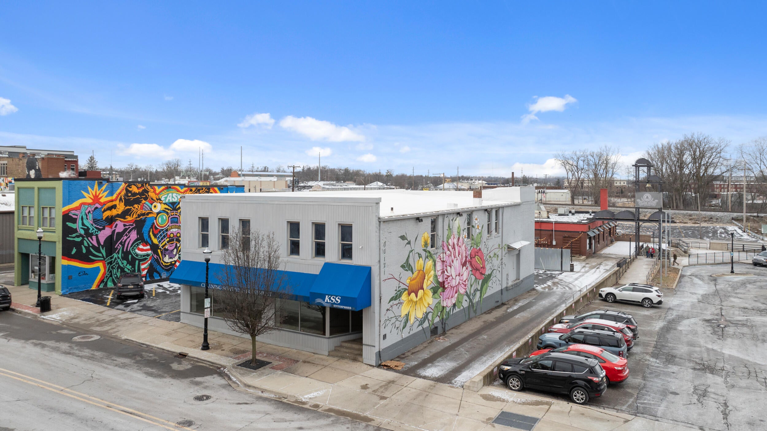 132 W Pearl Street — photo