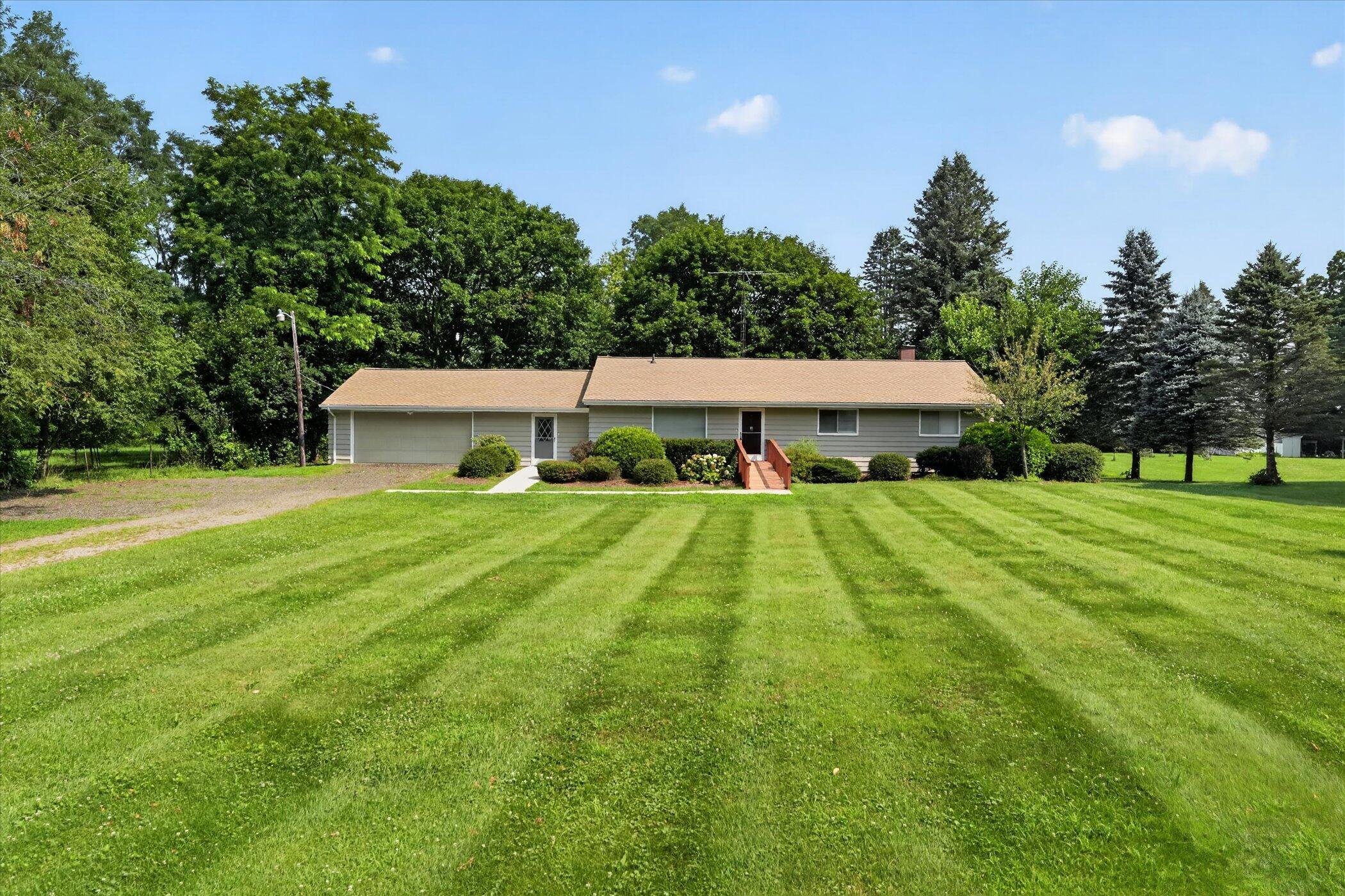 6720 Horton Road — photo
