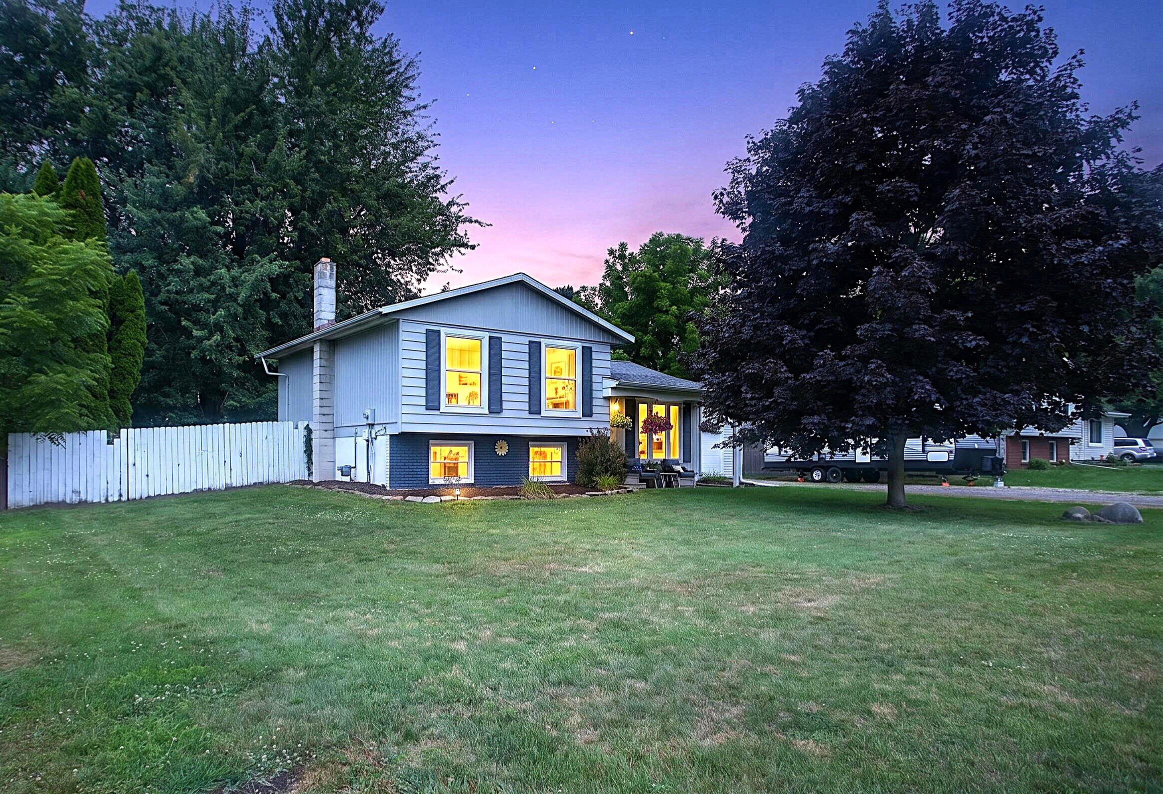 544 Maitland Drive — photo