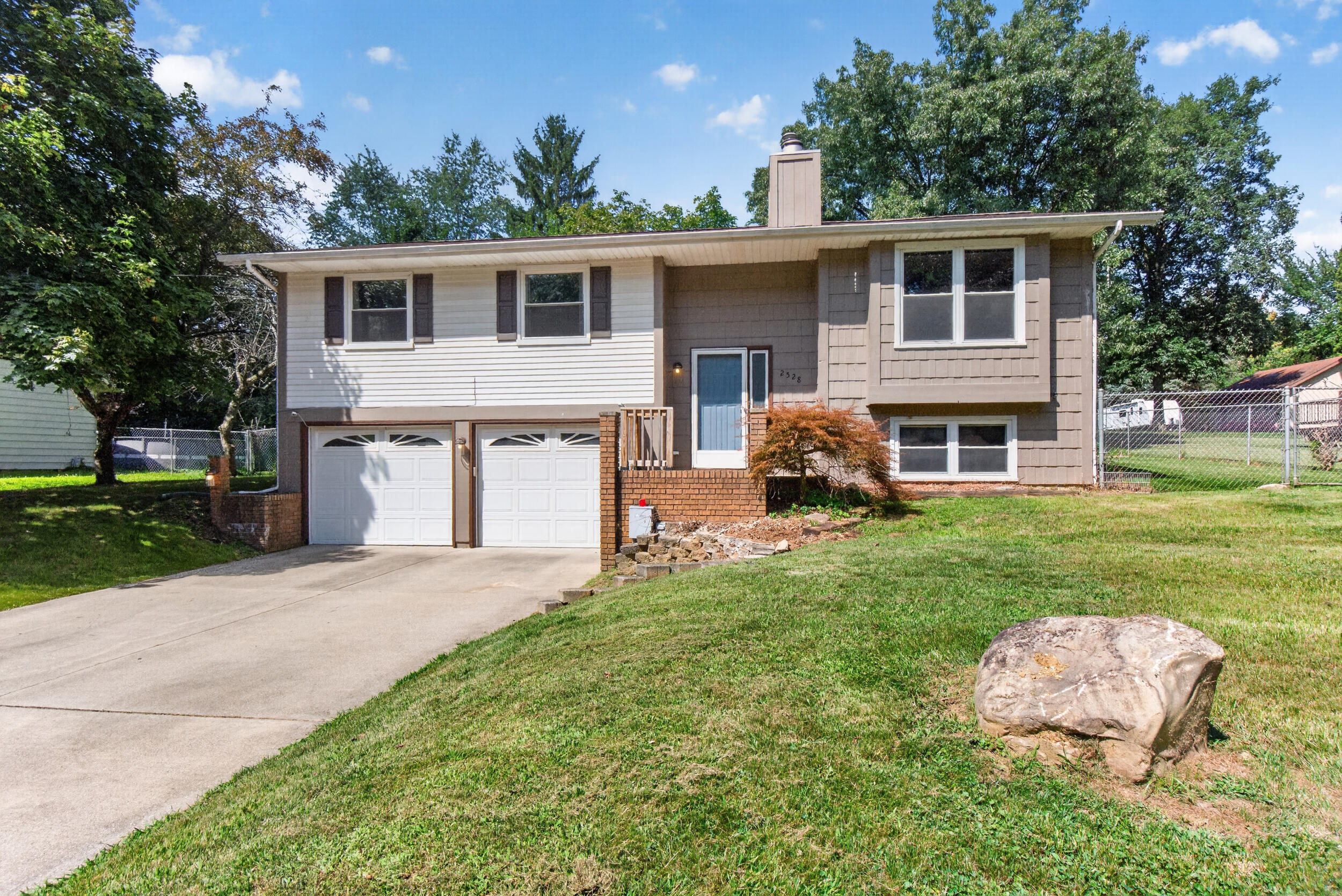 2528 Tricia Drive — photo