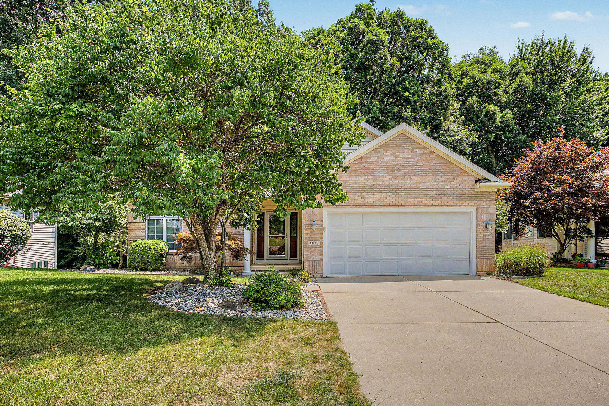3015 S Wood Dale Drive — photo