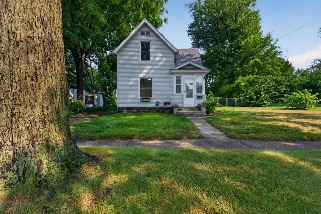 1608 Chapin Street — photo
