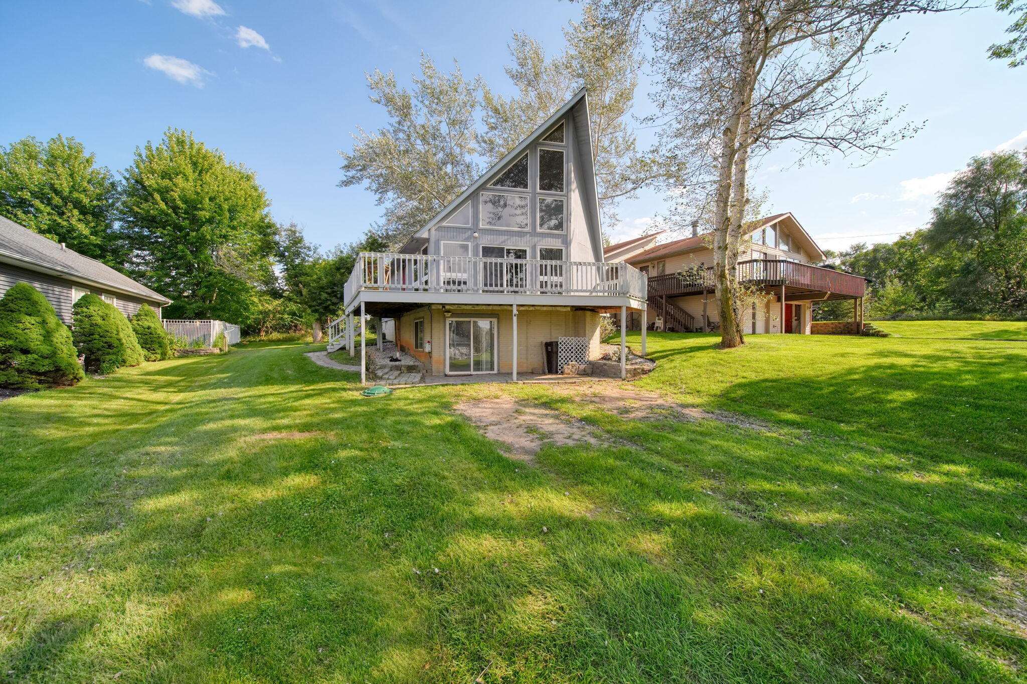 169 Riviera Drive — photo