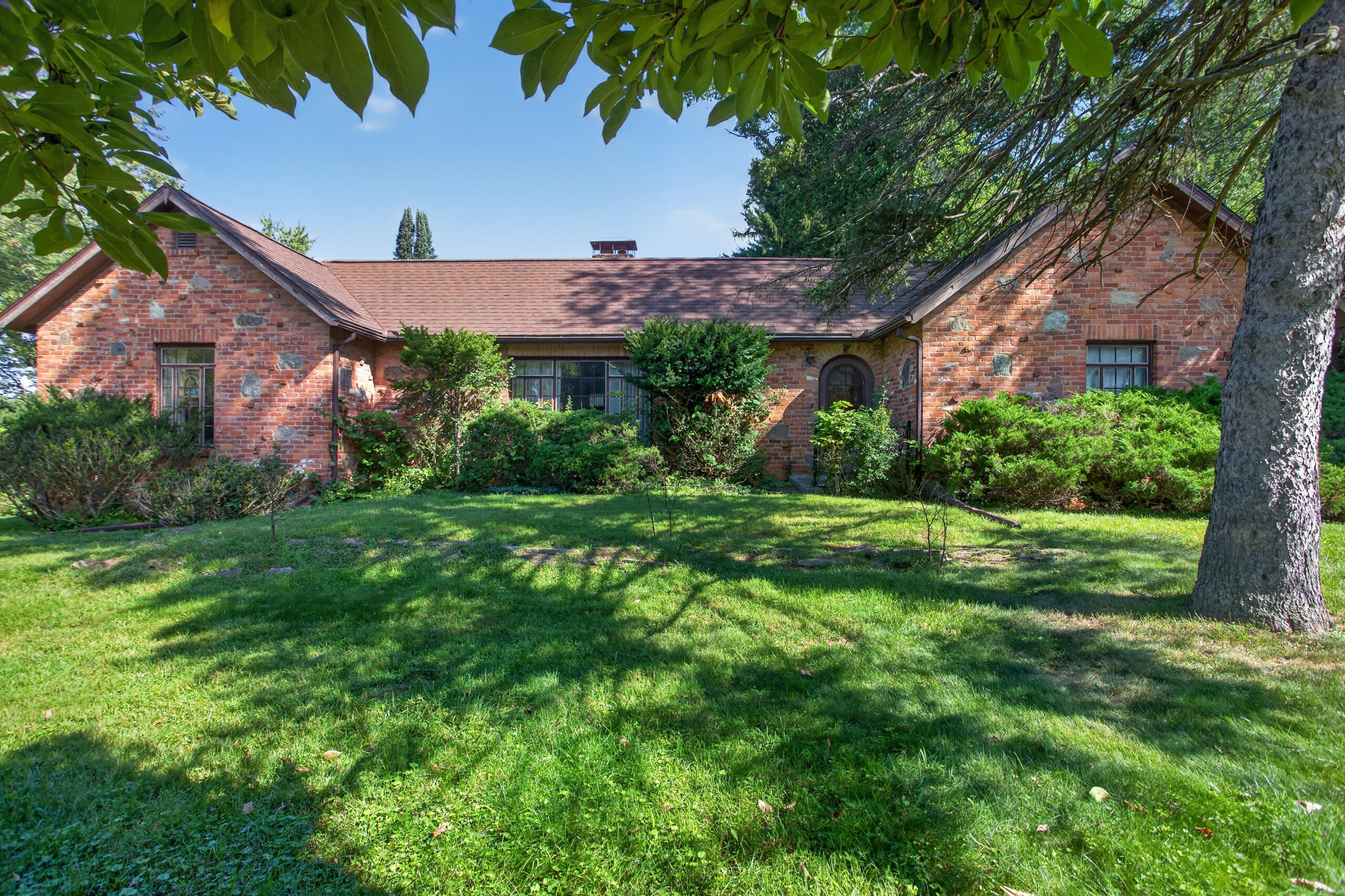 3650 Spring Arbor Road — photo