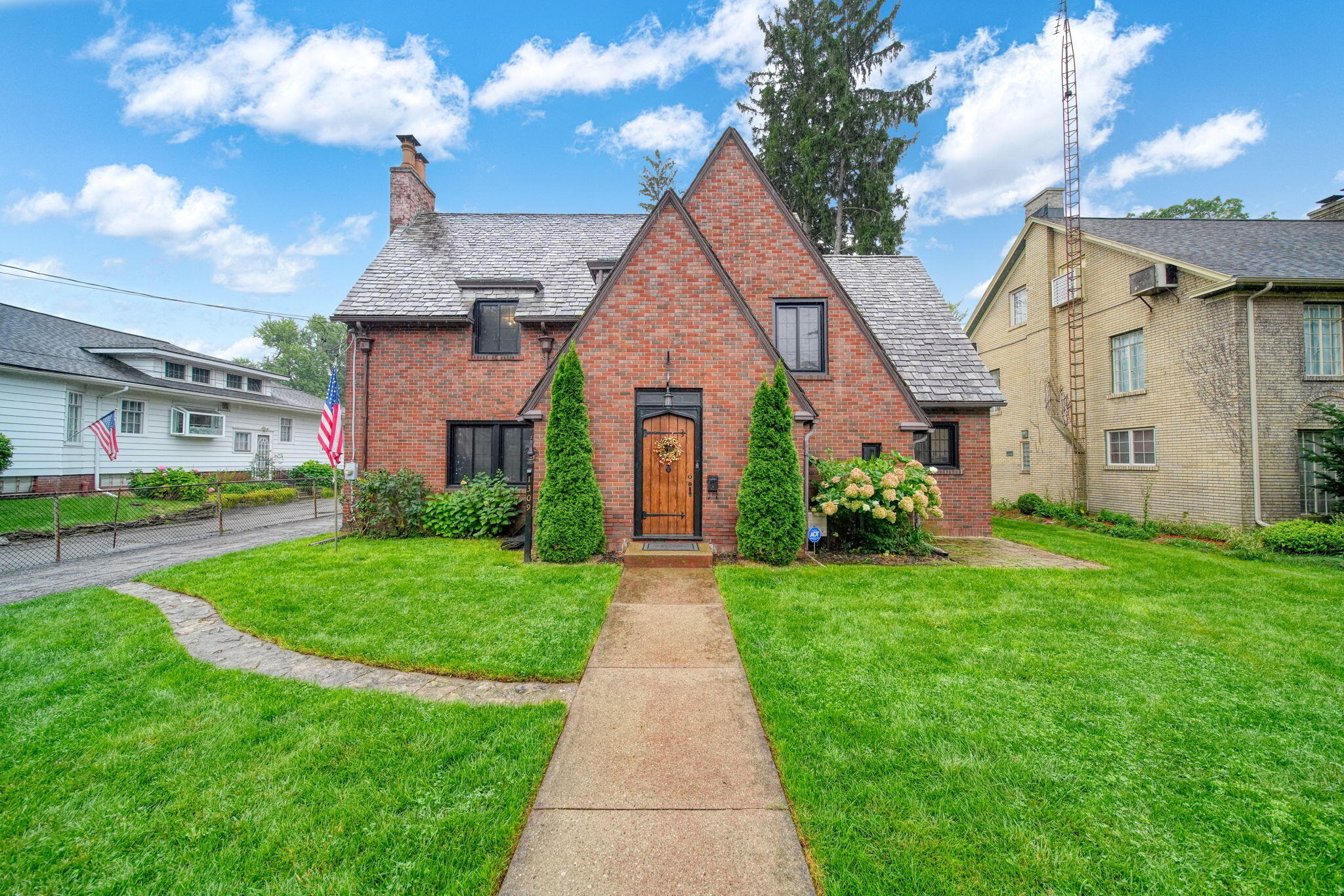 1309 W Franklin Street — photo