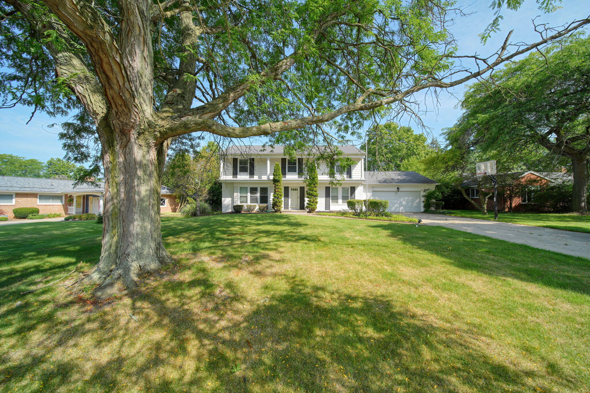 4312 Appletree Lane — photo