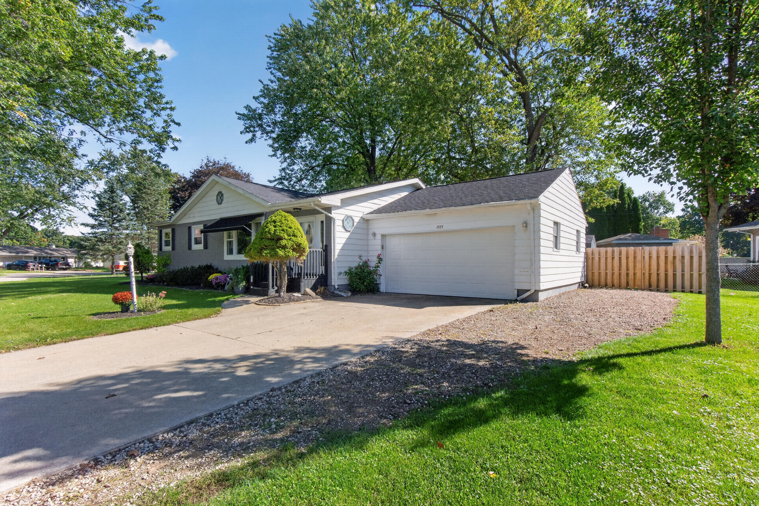 1525 Devonshire Road, Jackson, MI 49203 — photo 3