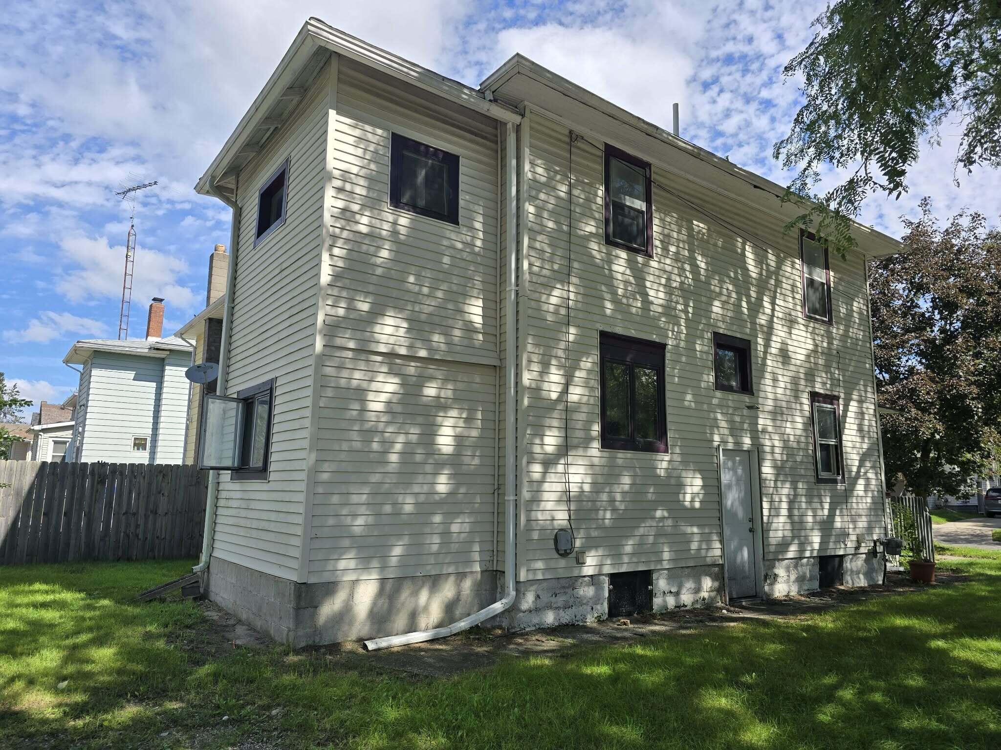 400 Bates Street, Jackson, MI 49202 — photo 3