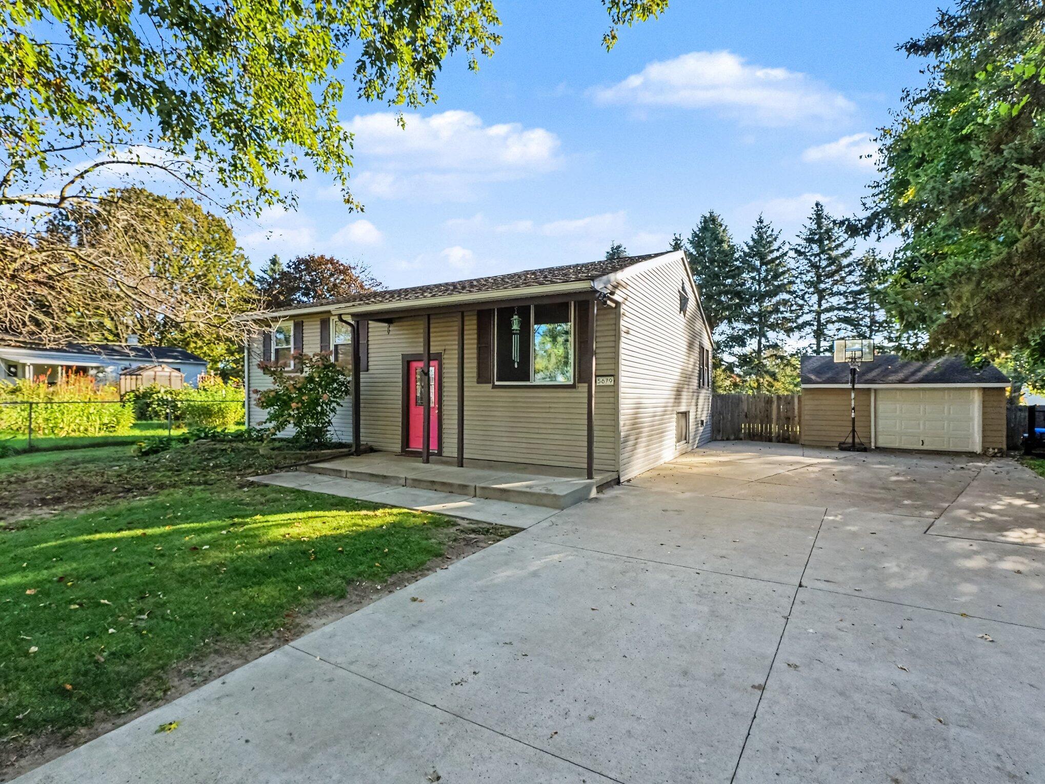 5679 Juniper Drive — photo